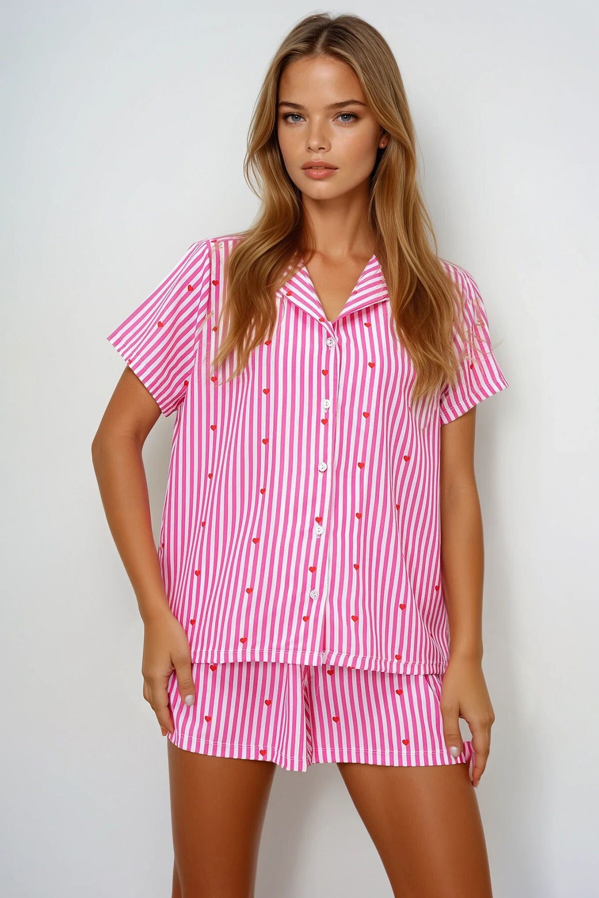 Şeker Pembe Çizgi Desenli Önü Düğmeli Dokuma Gömlek Ve Şort Pijama Takım