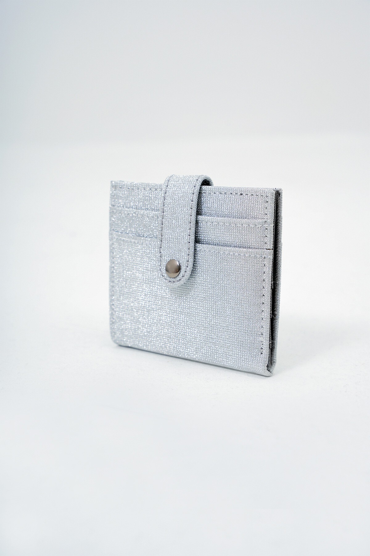 Silver Kağıt Para Bölmeli Çıtçıt Kapamalı Şık Simli Cüzdan Kartlık