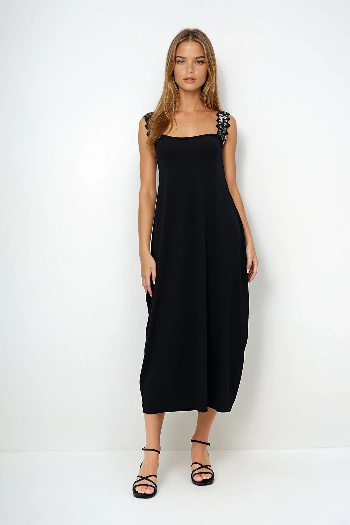 Siyah Askısı Payet Bantlı Geniş Kesim Yazlık Pamuklu Elbise