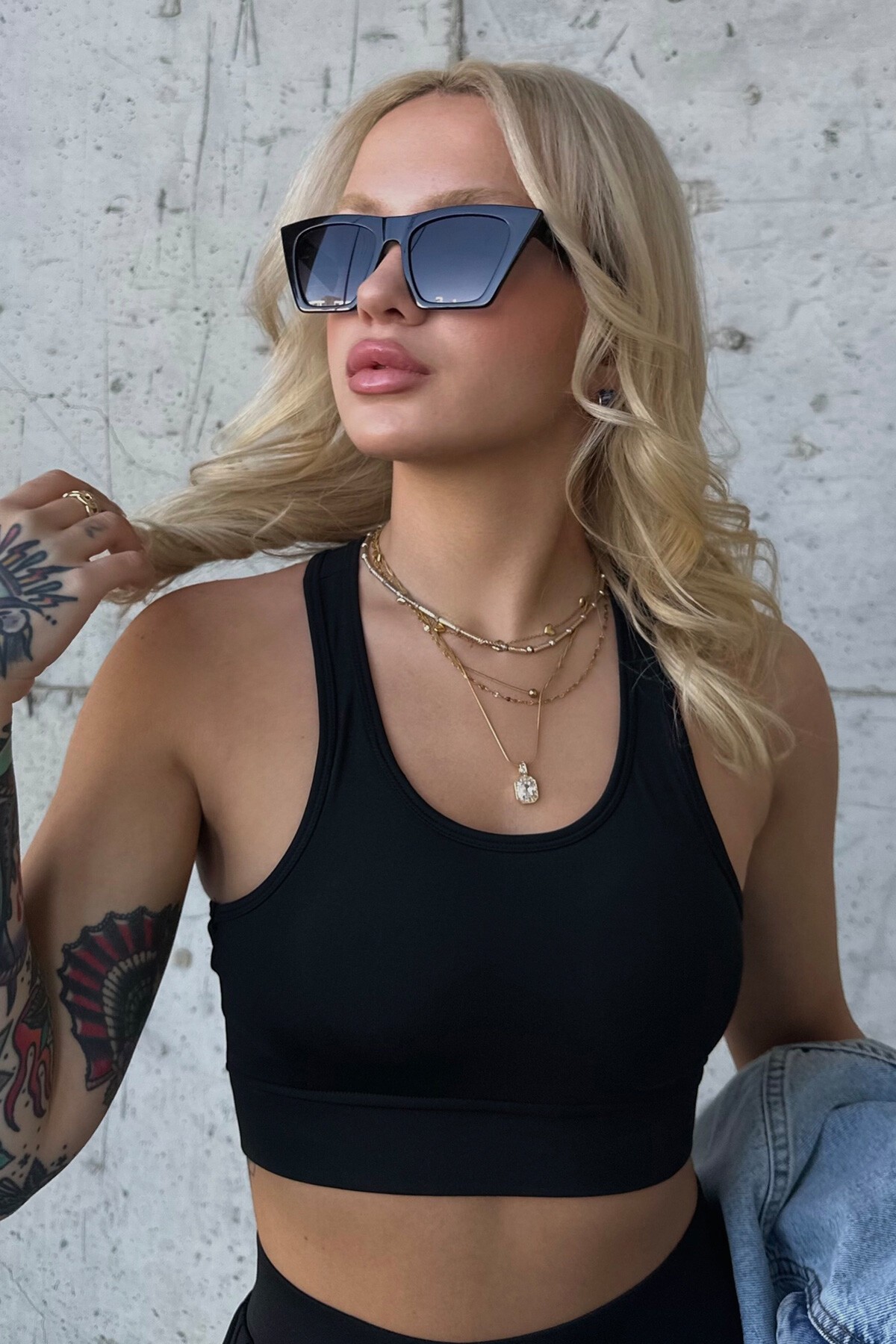 Siyah Balenli Crop Sporcu Atlet