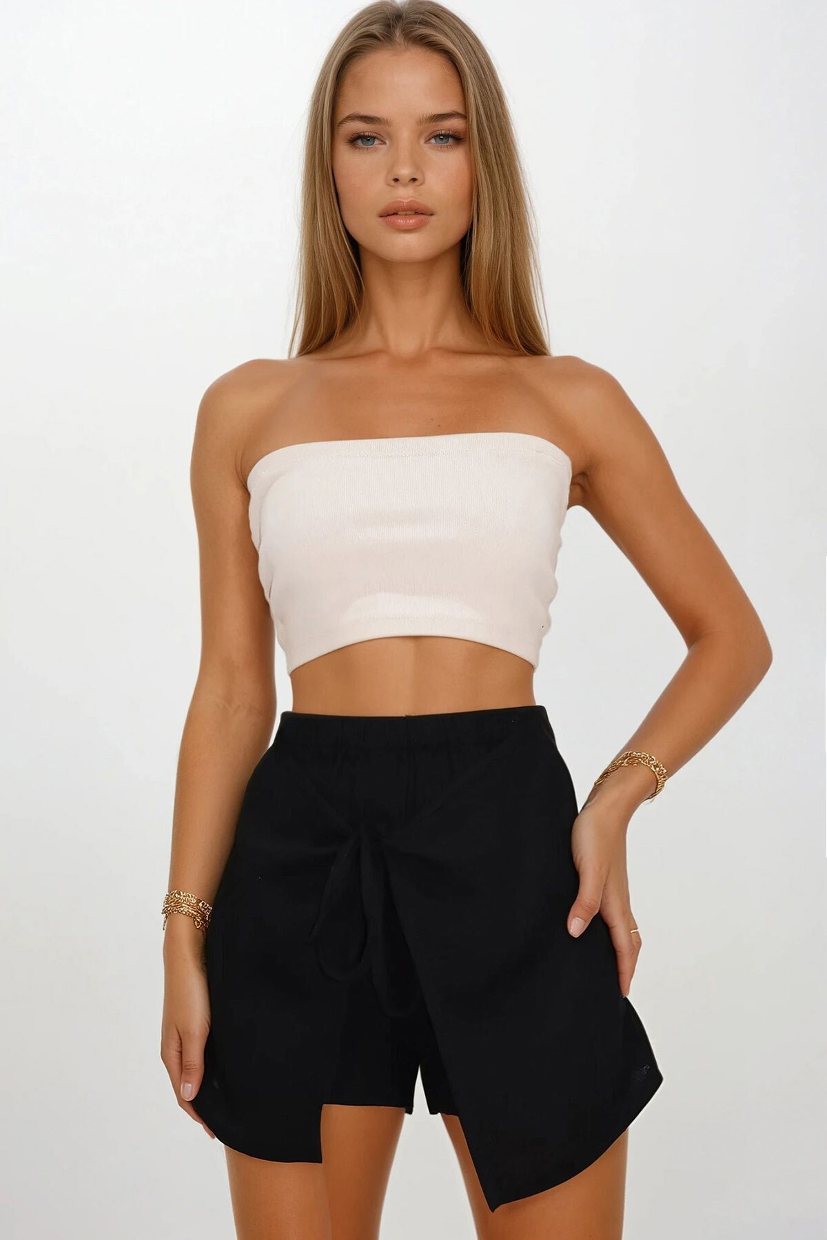 Siyah Beli Lastikli Bağlama Detaylı Kapaklı Müslin Şort Etek
