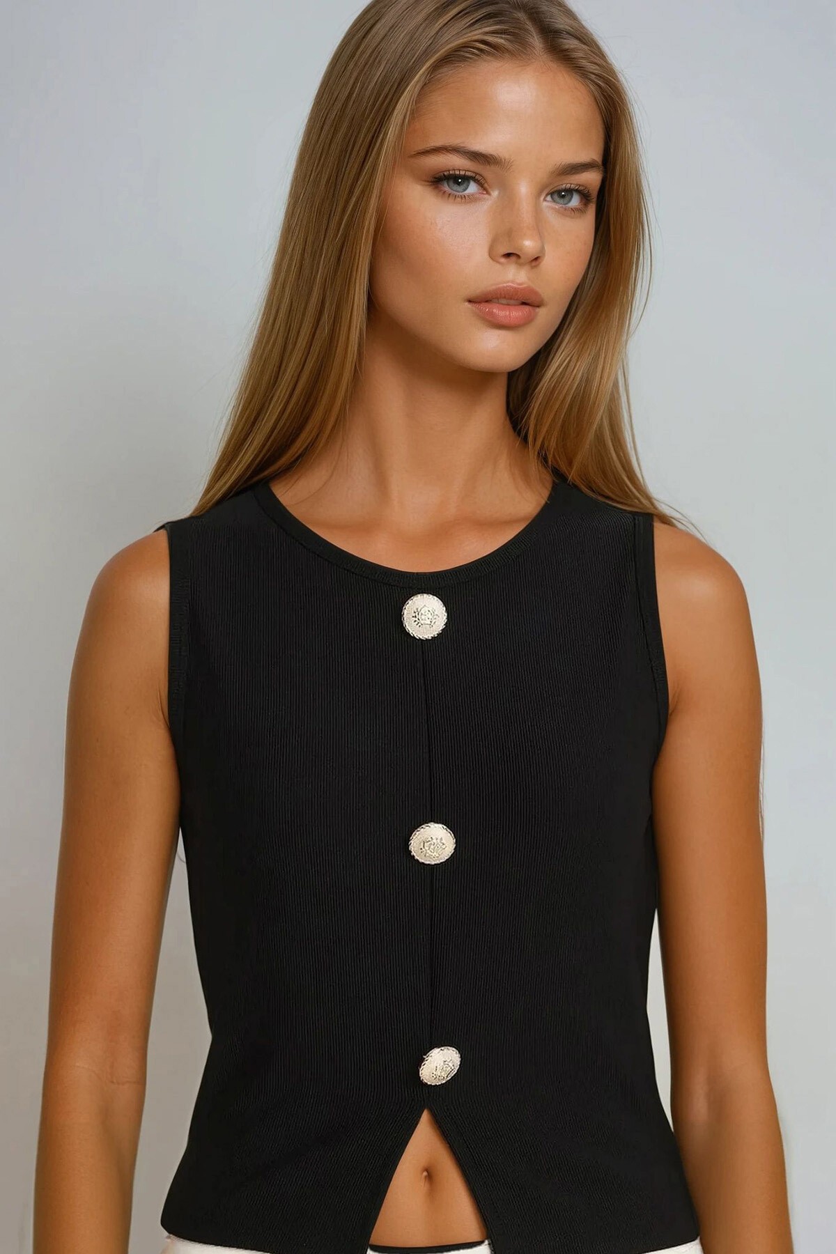 Siyah Bisiklet Yaka Gold Düğme Detaylı Ottoban Bluz