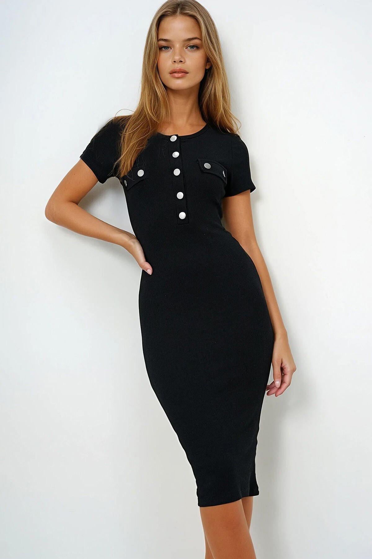 Siyah Bisiklet Yaka Metal Düğmeli Fitilliğ Örme Likralı Elbise