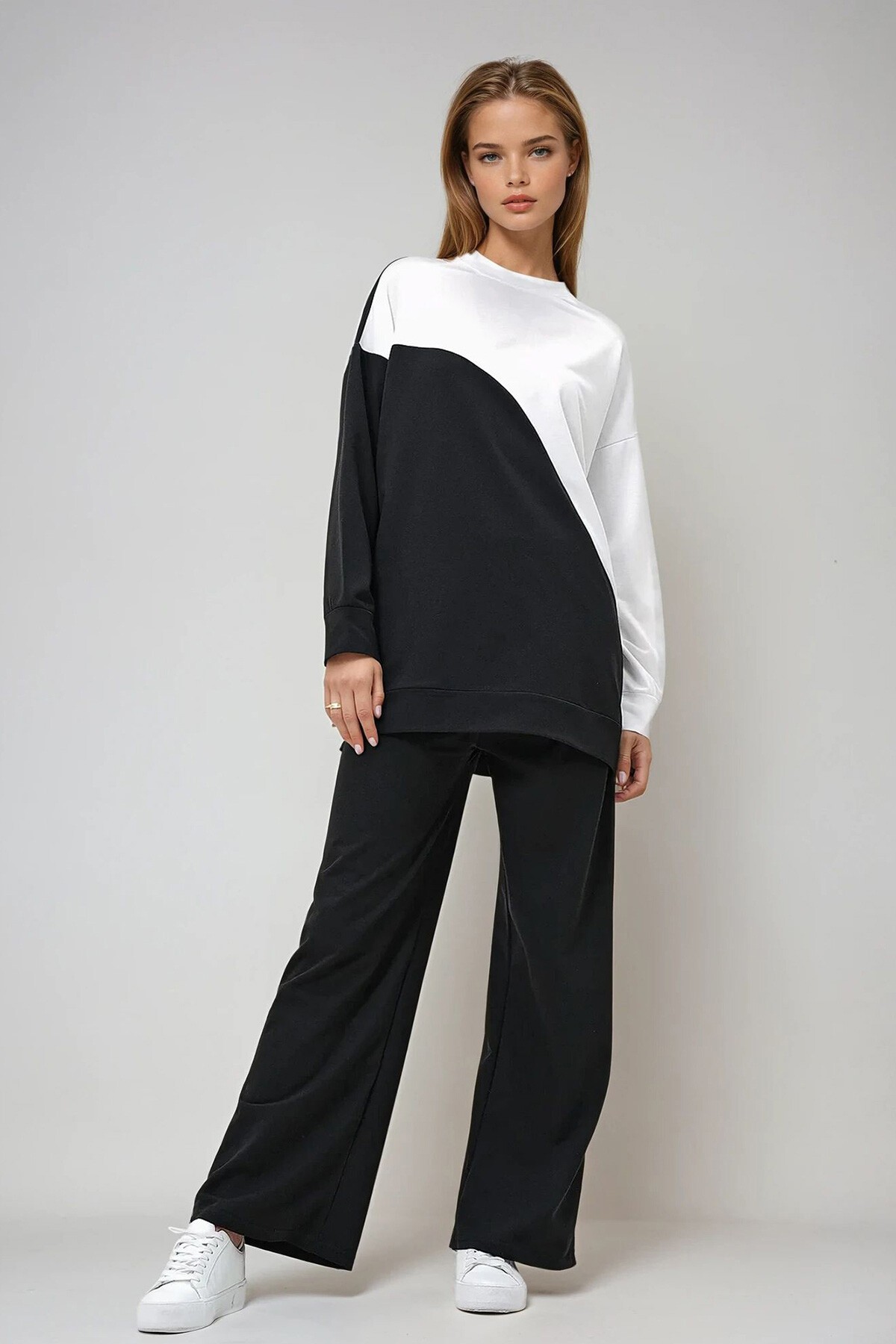 Siyah Bisiklet Yaka Renk Bloklu İki İplik Alt Üst Takım