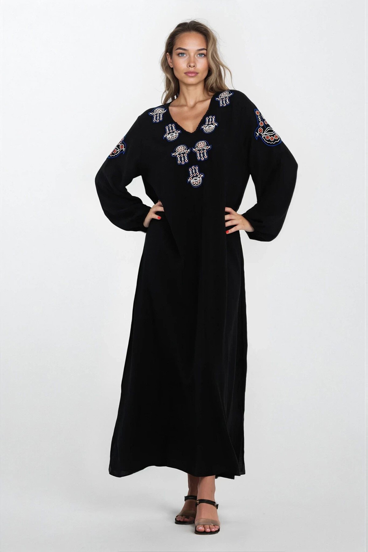 Siyah Derin V Yaka Etnik Desenli Elbise