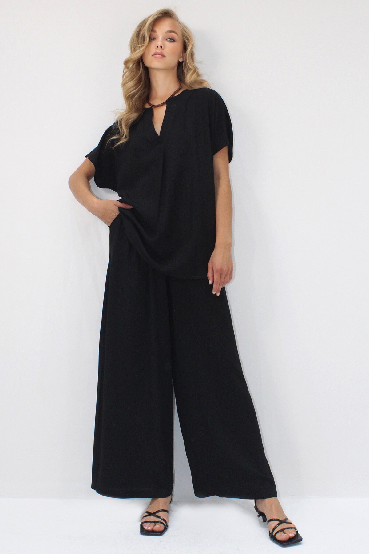 Siyah Düğme Detaylı Rahat Kesim Viskon Dokuma İkili Takım