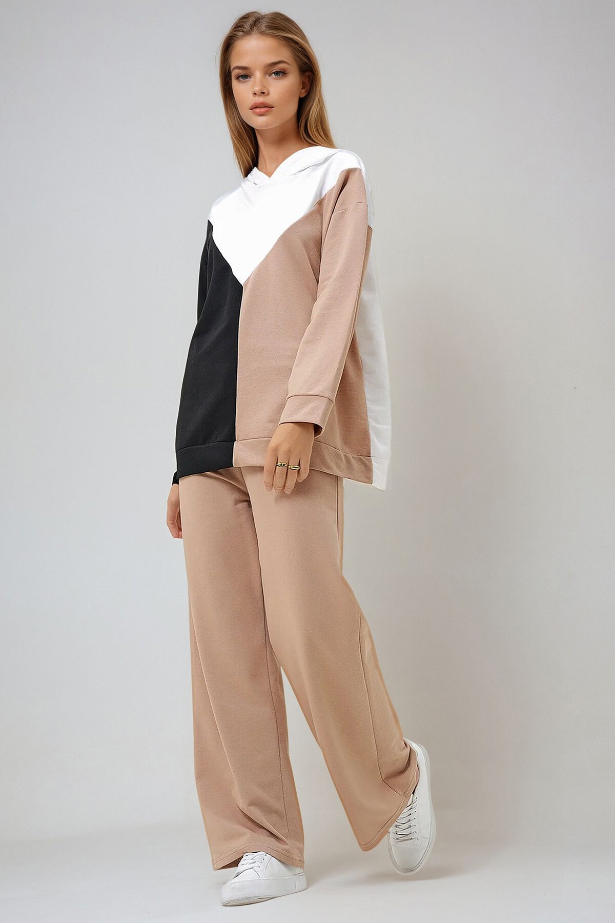 Siyah Ekru Kapüşonlu Renk Bloklu İki İplik Alt Üst Takım