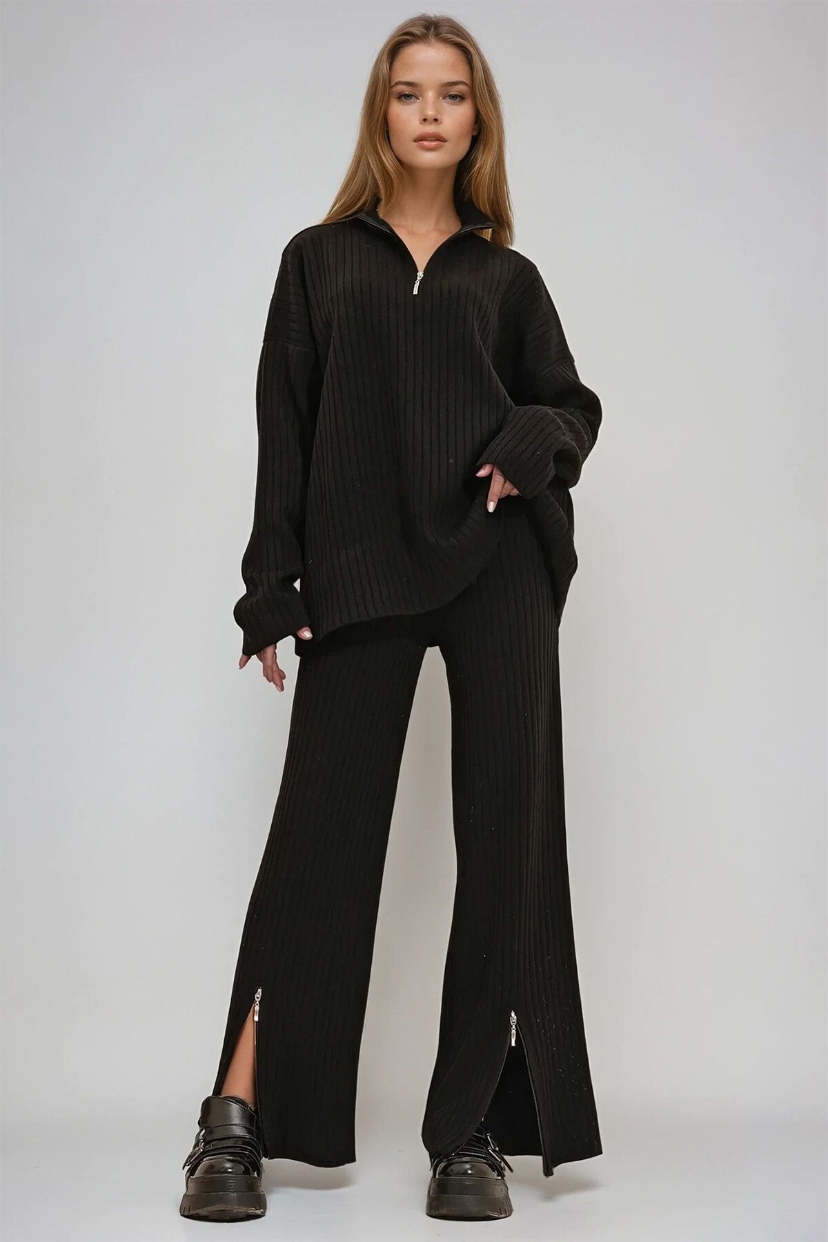 Siyah Fermuar Detaylı Kazak Ve Pantolon Triko İkili Takım