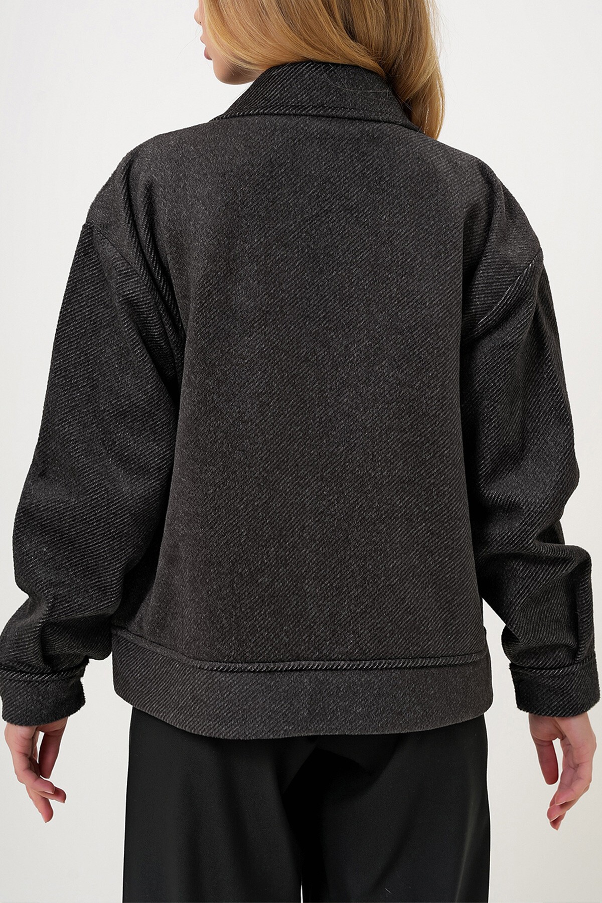 Siyah İçi Astarlı Çift Cepli Kaşe Ceket