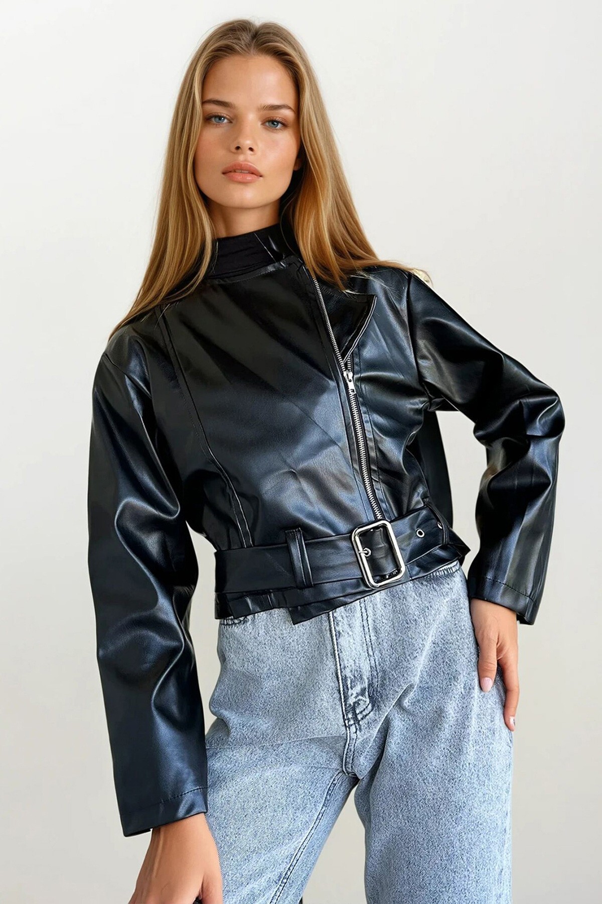 Siyah Kemerli Fermuarlı Suni Deri Biker Ceket