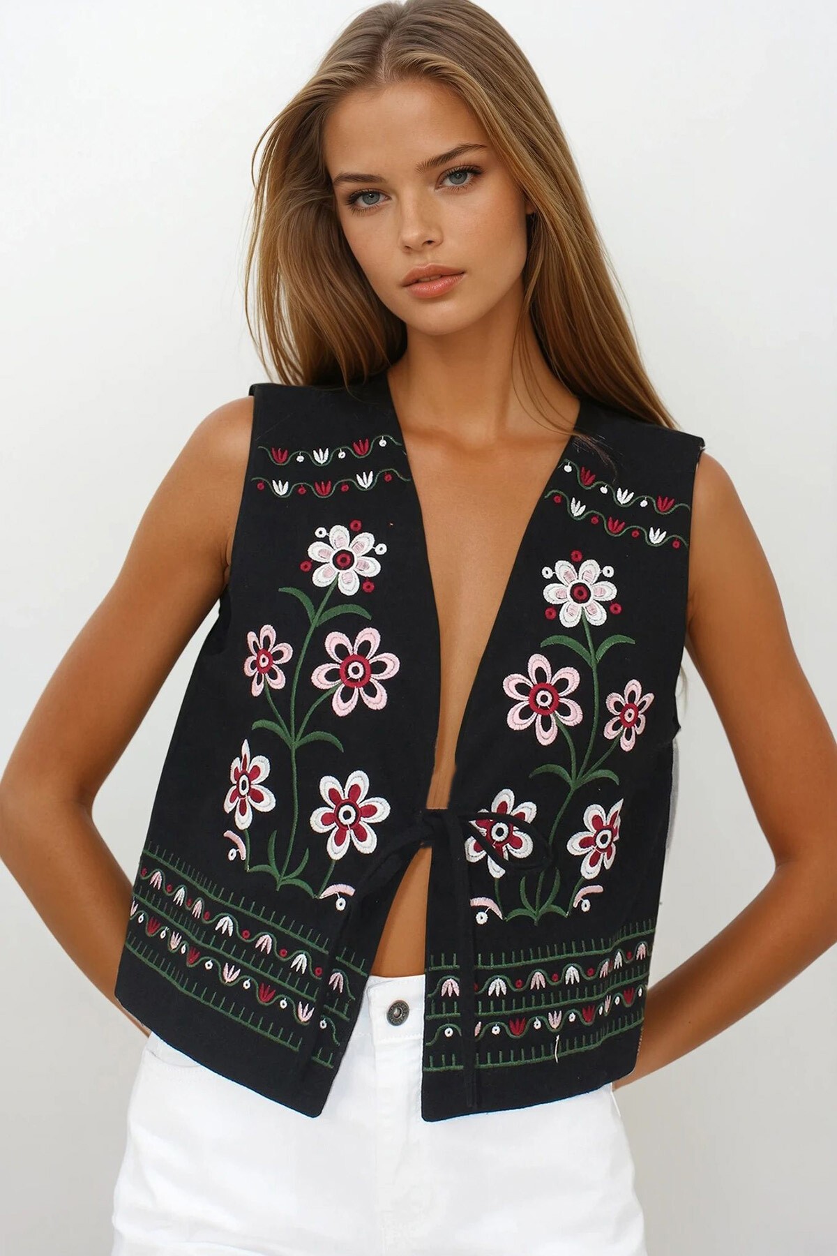 Siyah Nakışlı Bağcık Detaylı Tasarım Ham Keten Yelek