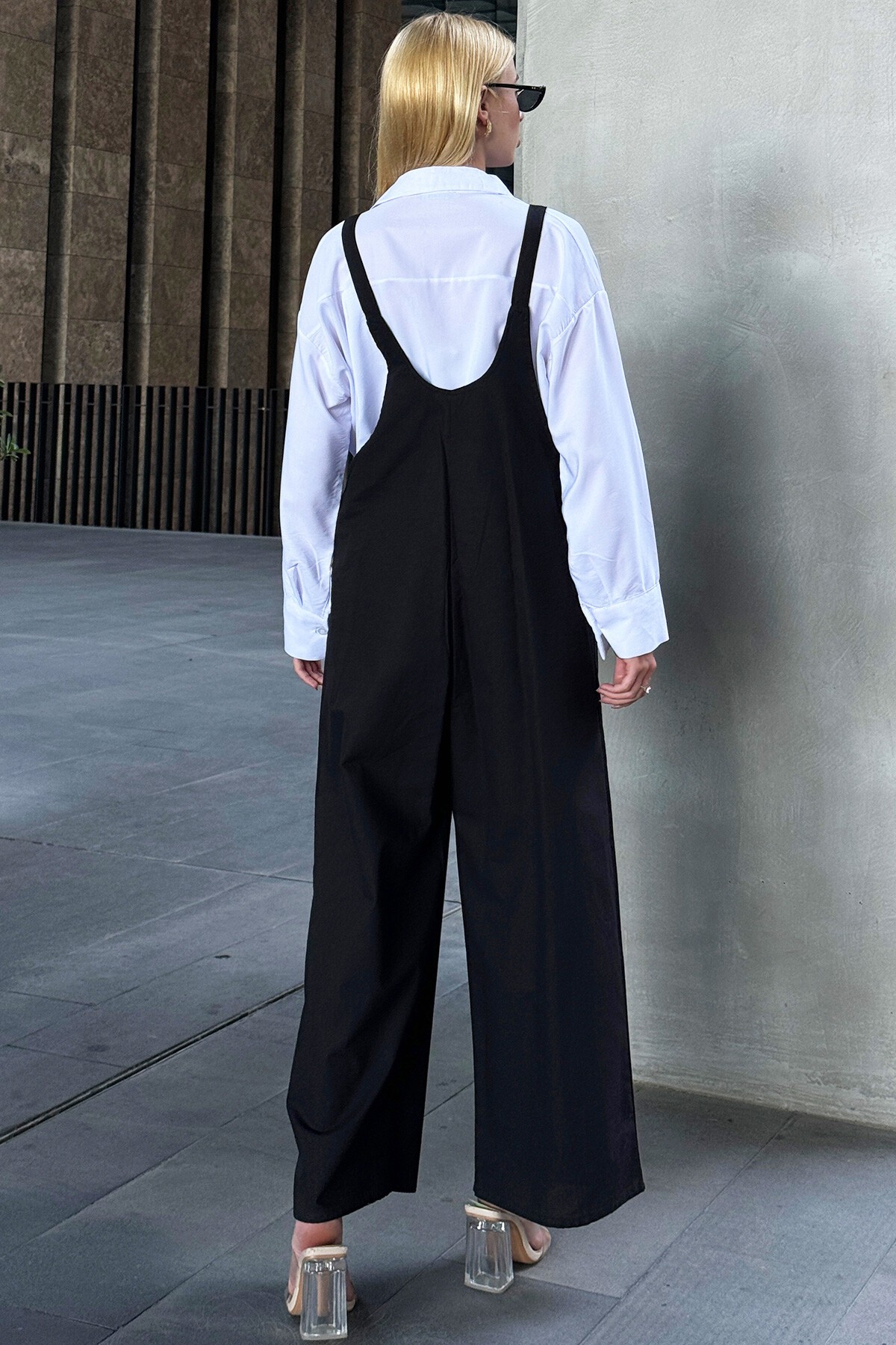 Siyah Önü Cepli Askılı Gabardin Bahçıvan Tulum