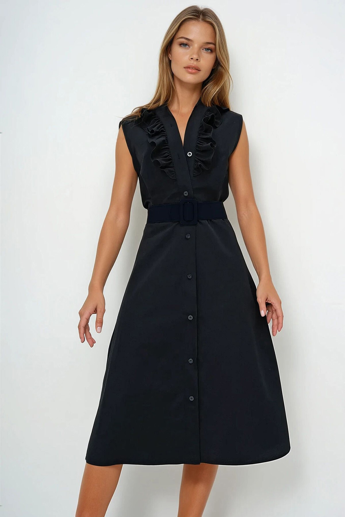 Siyah Önü Fırfırlı Kemerli Poplin Dokuma Elbise