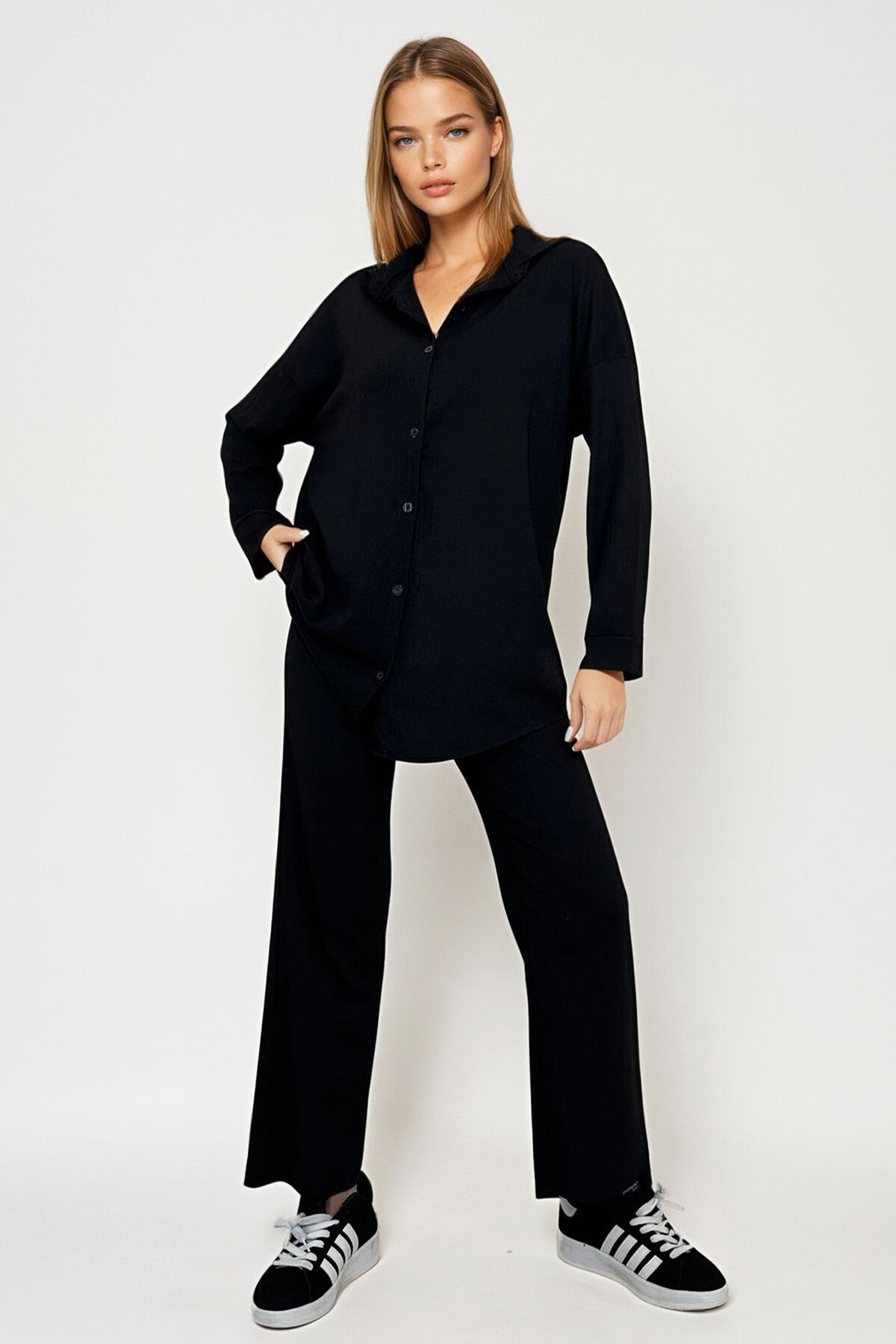 Siyah Oversize Gömlek Ve Rahat Kesim Krinkıl Pantolon Takım