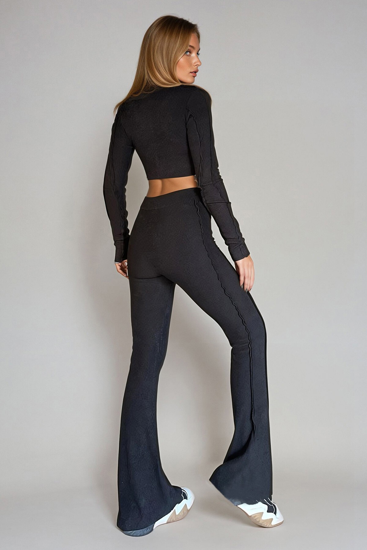 Siyah Ters Dikiş Detaylı Likralı Alt Üst Takım