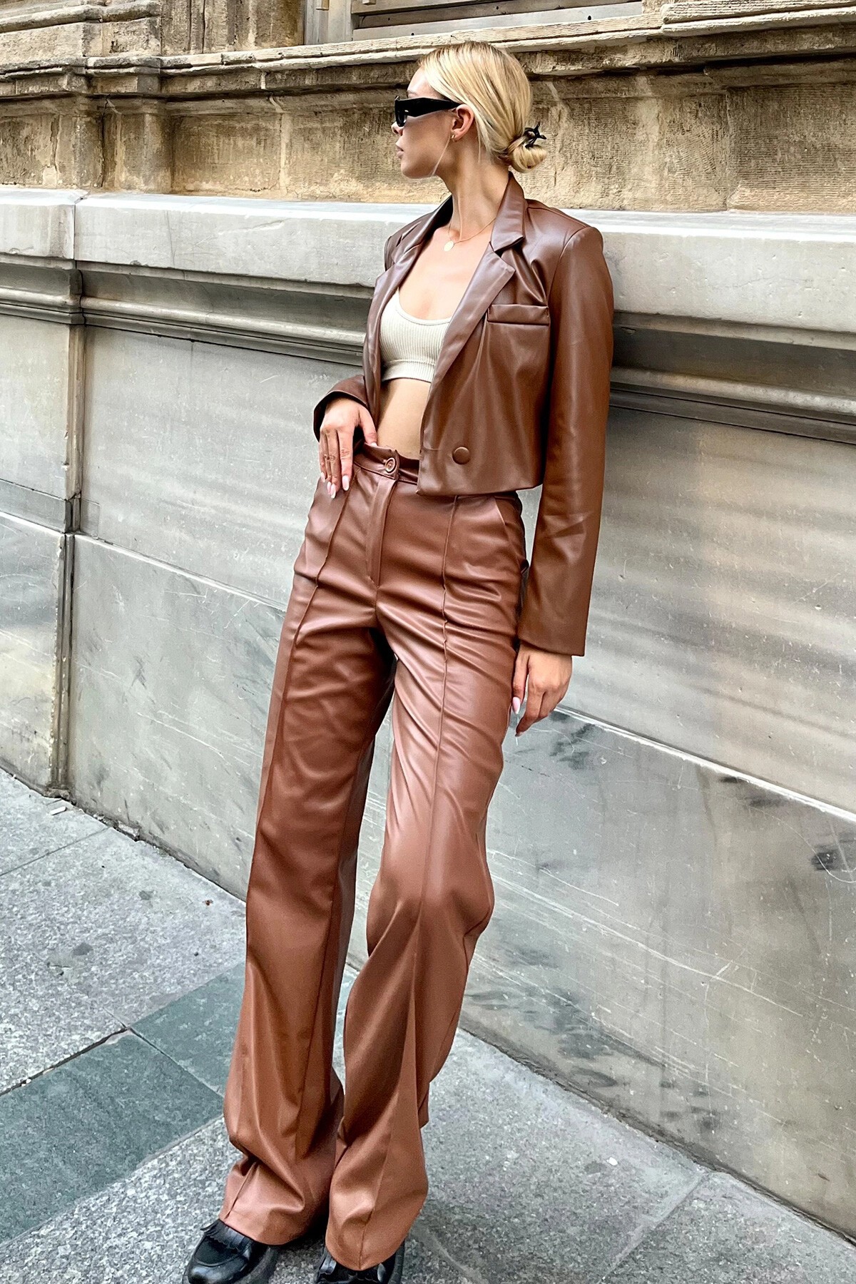 Taba Yüksek Bel Nervür Dikişli İçi Süet Deri Palazzo Pantolon