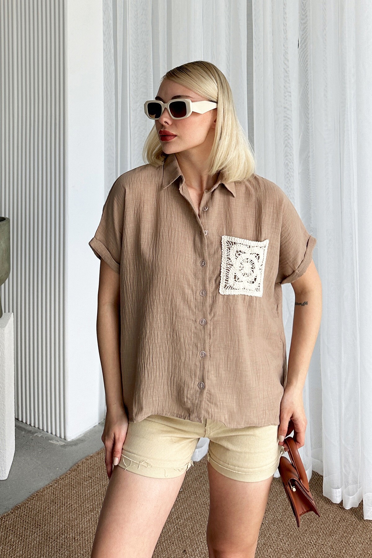 Taş Kroşeta Cepli Oversize Keten Gömlek