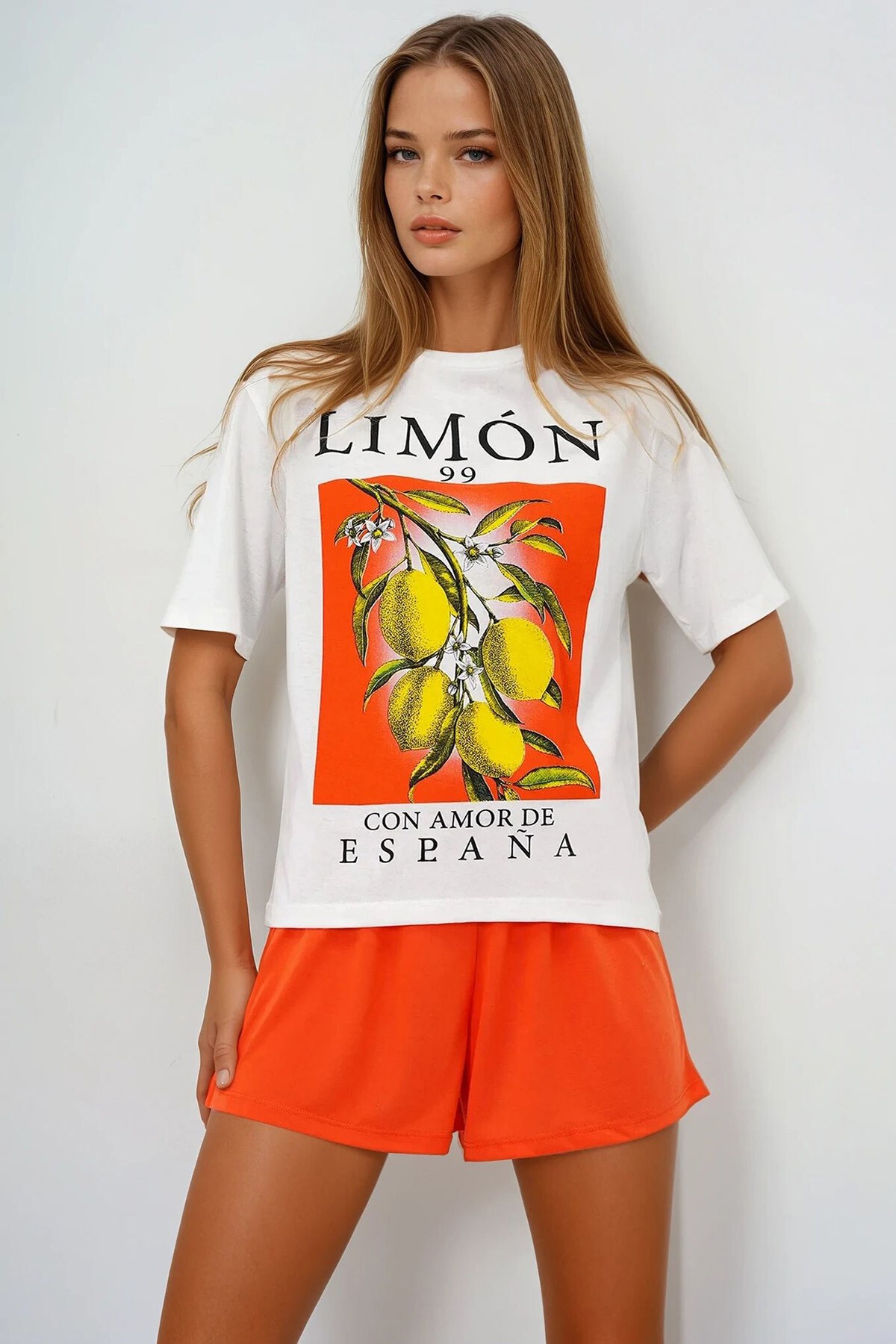 Turuncu Limon Baskılı Pamuklu Basic T Shırt Ve Şortlu Pijama Takımı