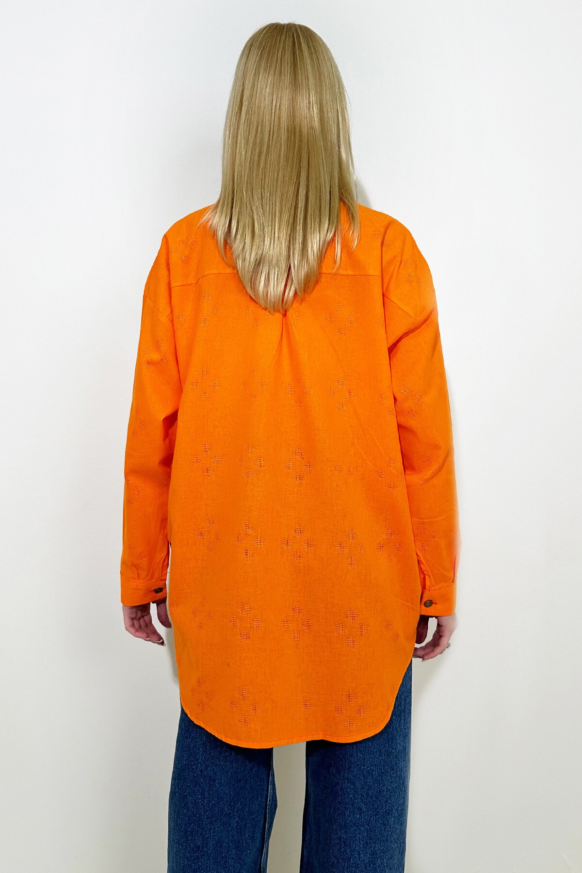Turuncu Motifli Oversize Keten Gömlek
