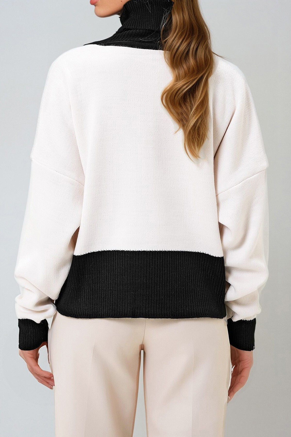 Vanilya Balıkçı Yaka Renk Bloklu Kalpli Crop Kışlık Triko Kazak