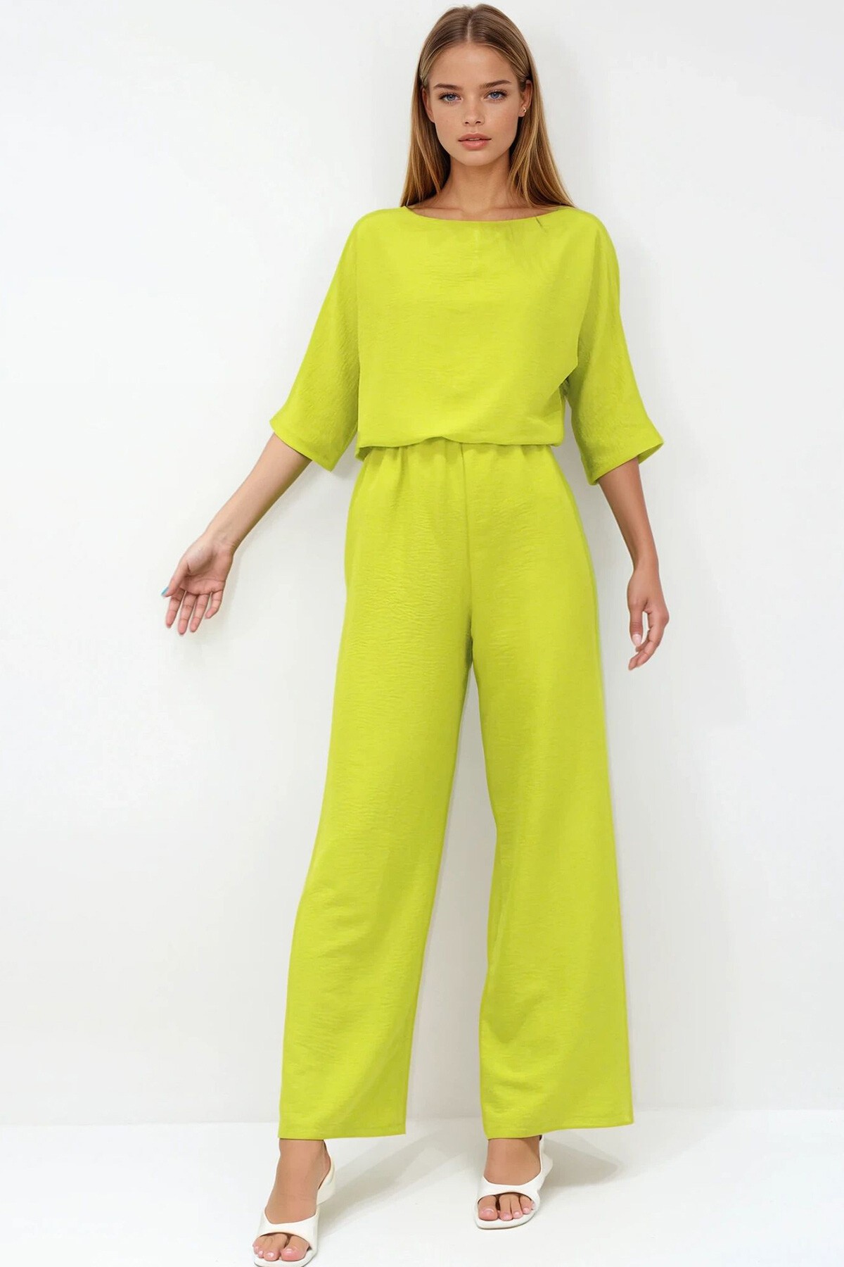 Yağ Yeşili Kayık Yaka Bluz Ve Pantolon Aerobin Takım