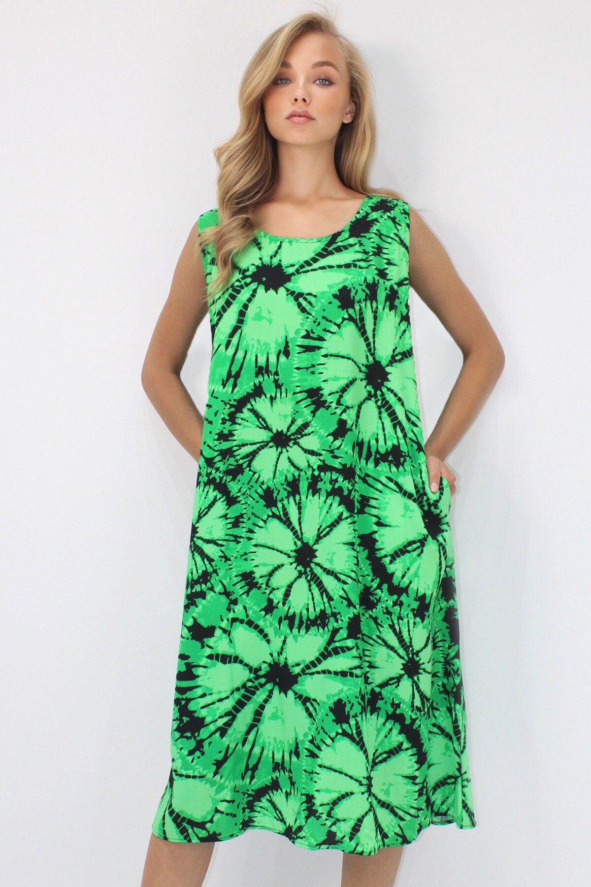 Yeşil Bisiklet Yaka Çift Cepli Batik Desenli A Form Midi Boy Dokuma Viskon Elbise