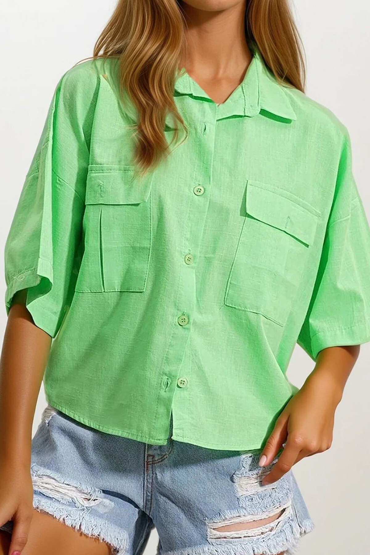Yeşil Çift Cepli Yarım Kol Keten Gömlek