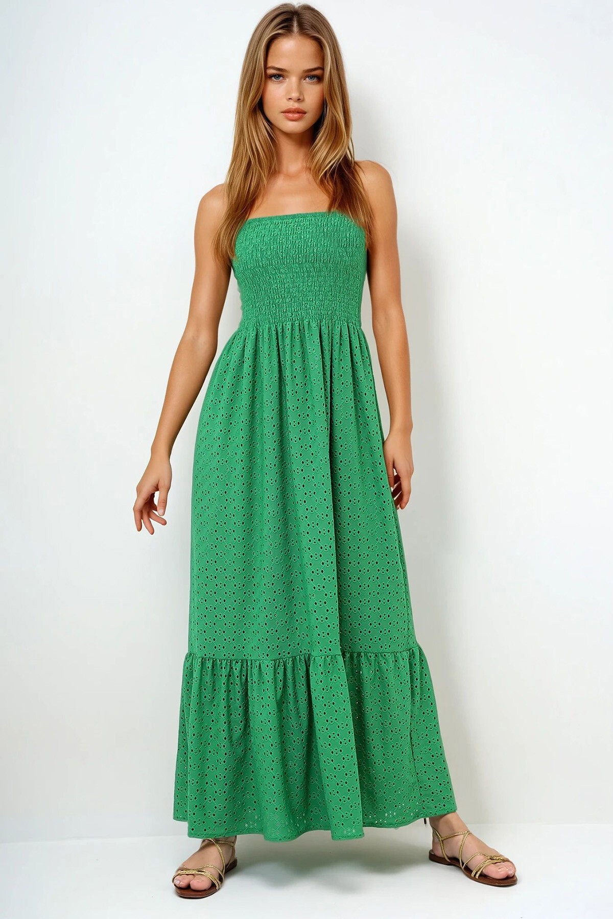 Yeşil Gipeli İçi Astarlı Güpür Straplez Elbise