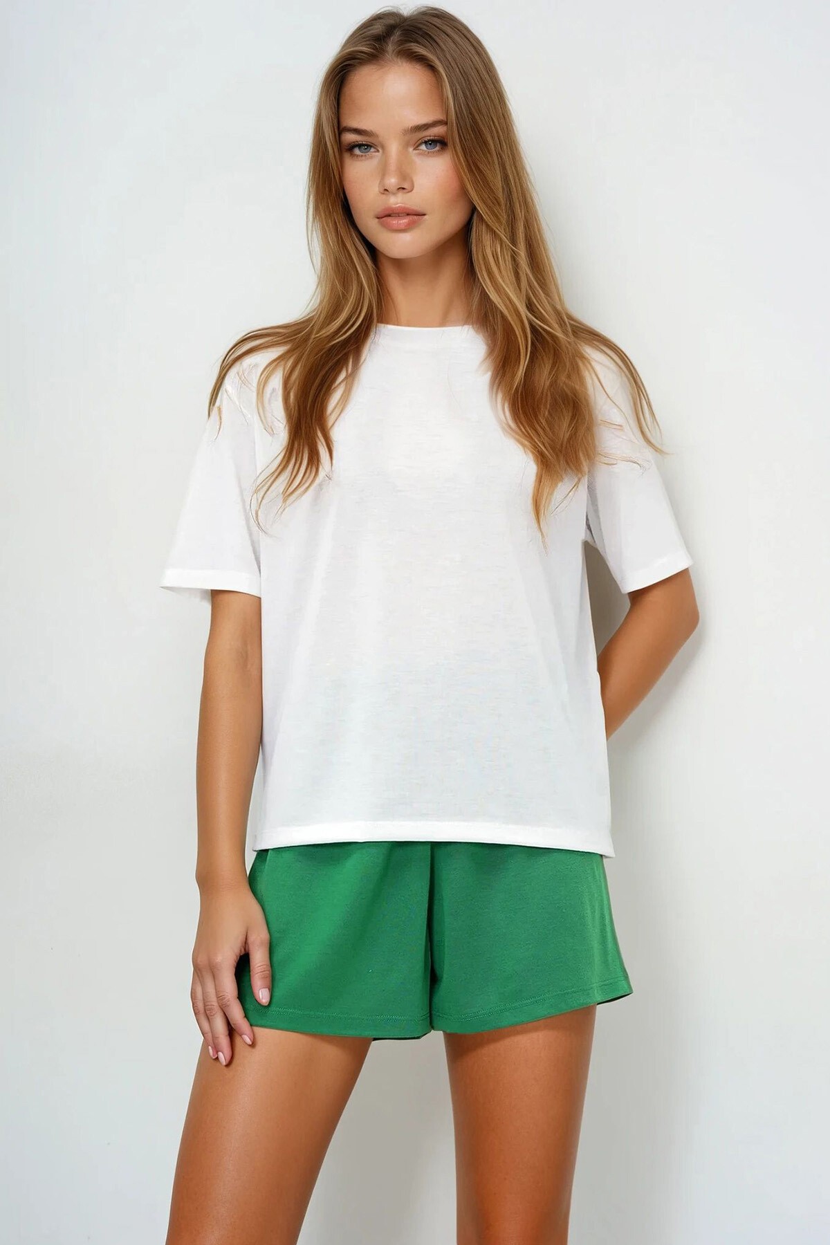 Yeşil Pamuklu Basic T Shırt Ve Bağlamalı Şortlu Penye Alt Üst Takım