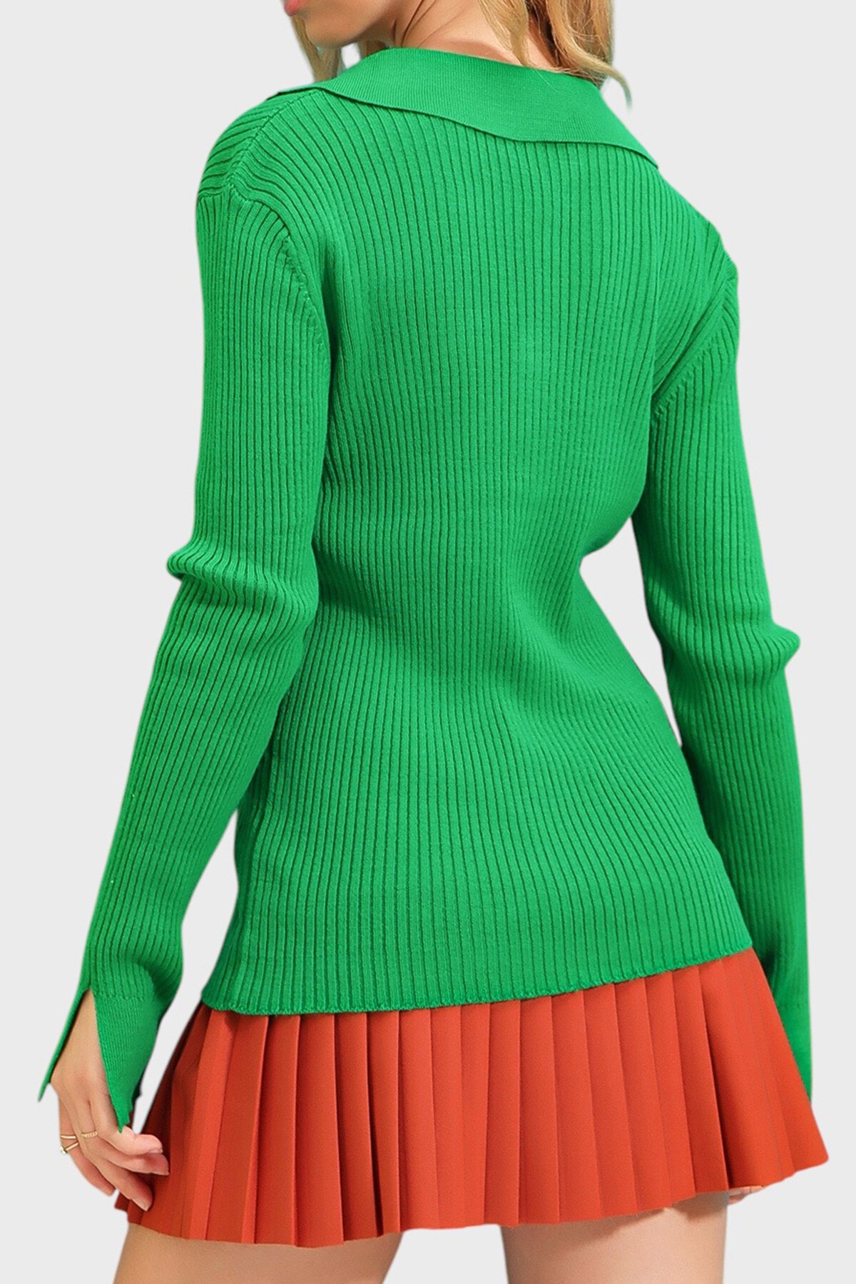 Yeşil Polo Yaka Önü Düğmeli Fitilli Kolları Balenli Triko Bluz