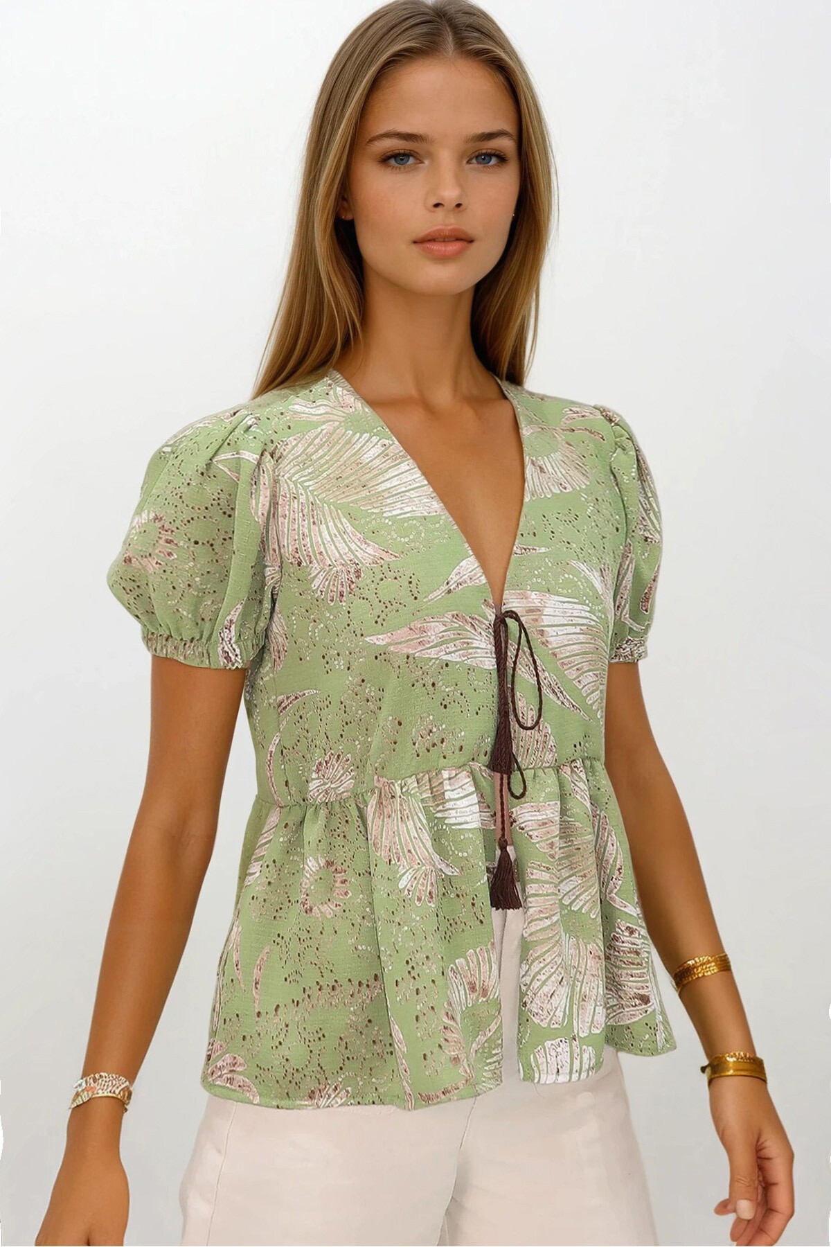 Yeşil V Yaka Karpuz Kol Desenli Eteği Volanlı Dokuma Bluz