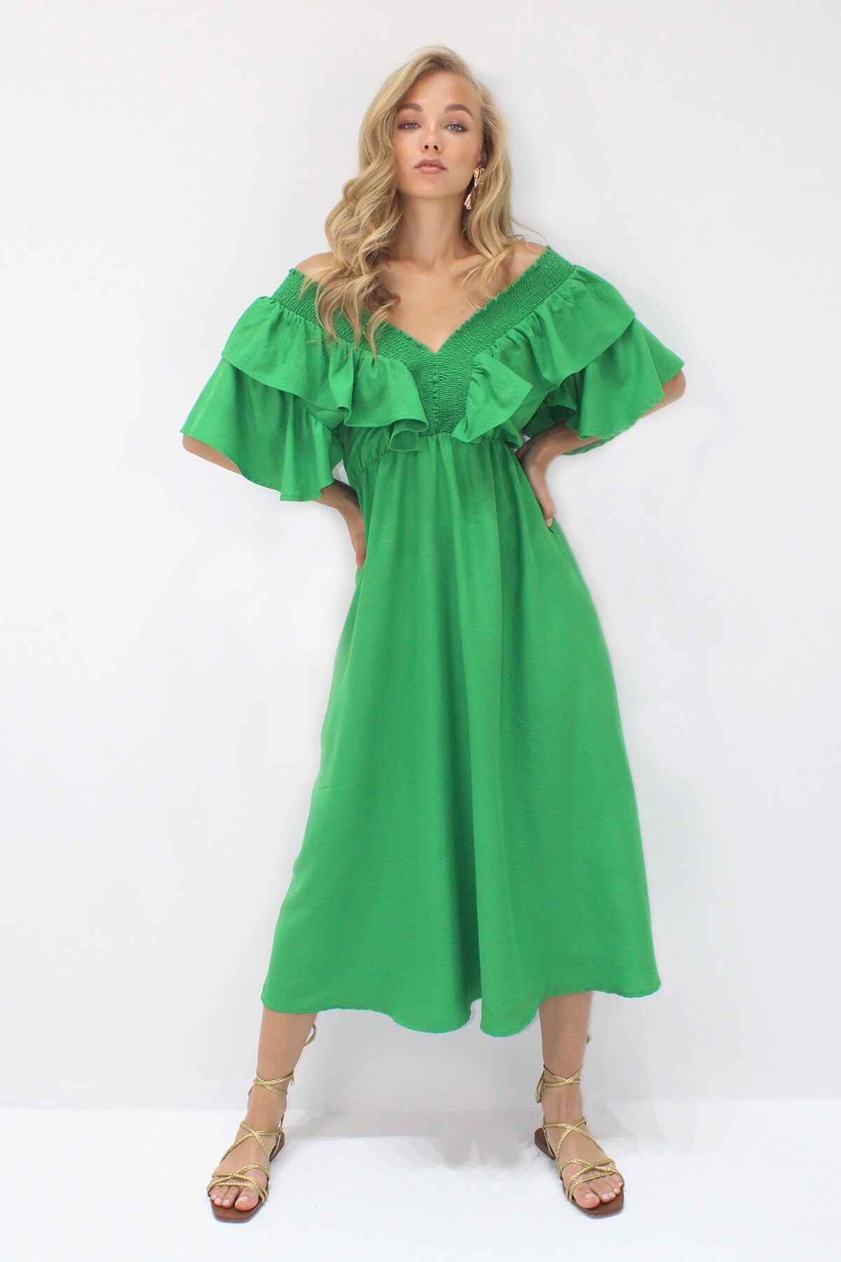 Yeşil Yakası Gipeli Ve Volanlı Beli Midiboy Dokuma Elbise