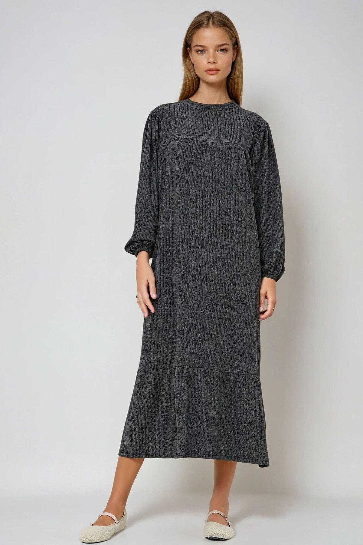 Antrasit Bisiklet Yaka Balon Kol Eteği Volanlı Maxi Boy Elbise