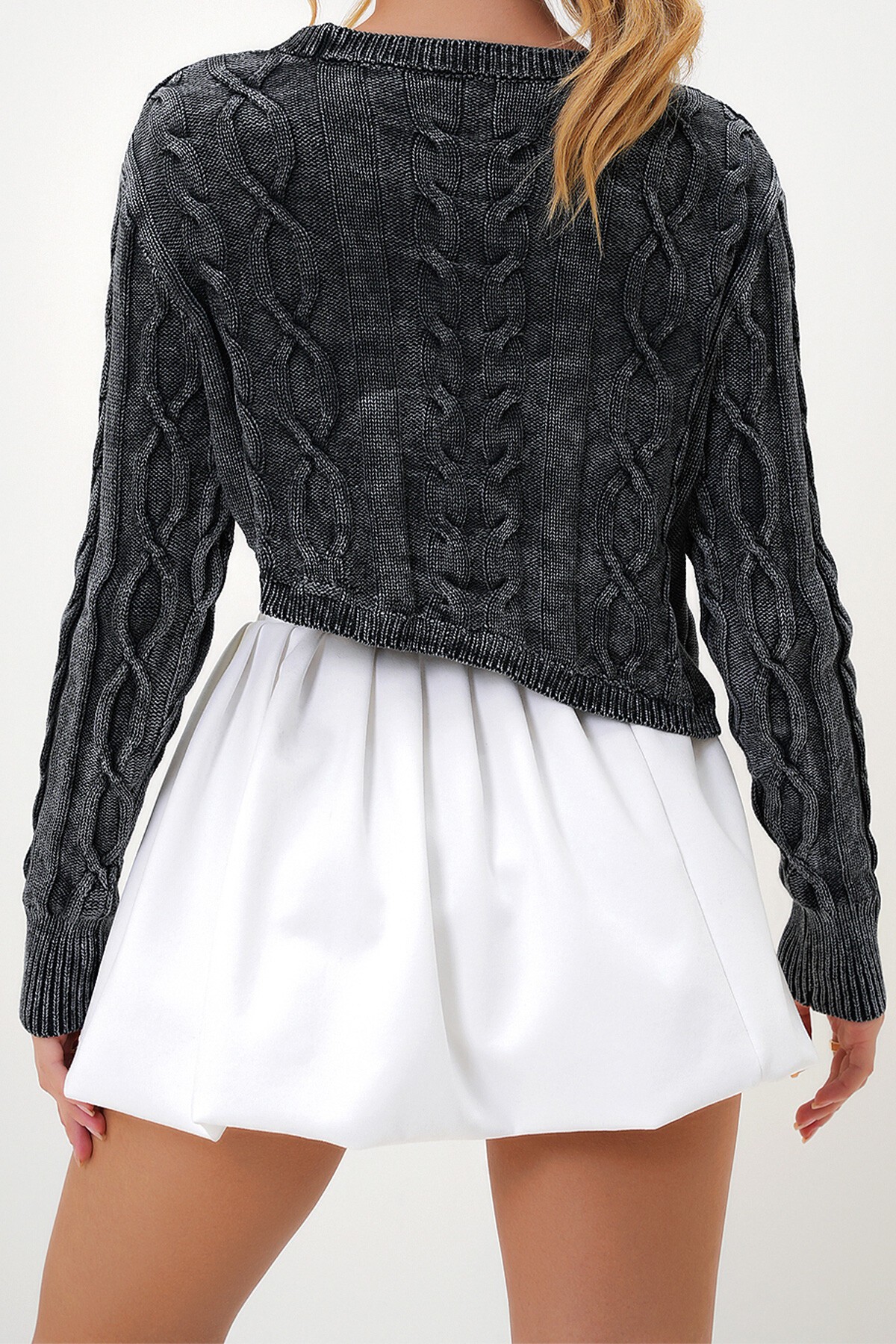 Antrasit Bisiklet Yaka Soluk Efektli Kışlık Triko Crop Kazak