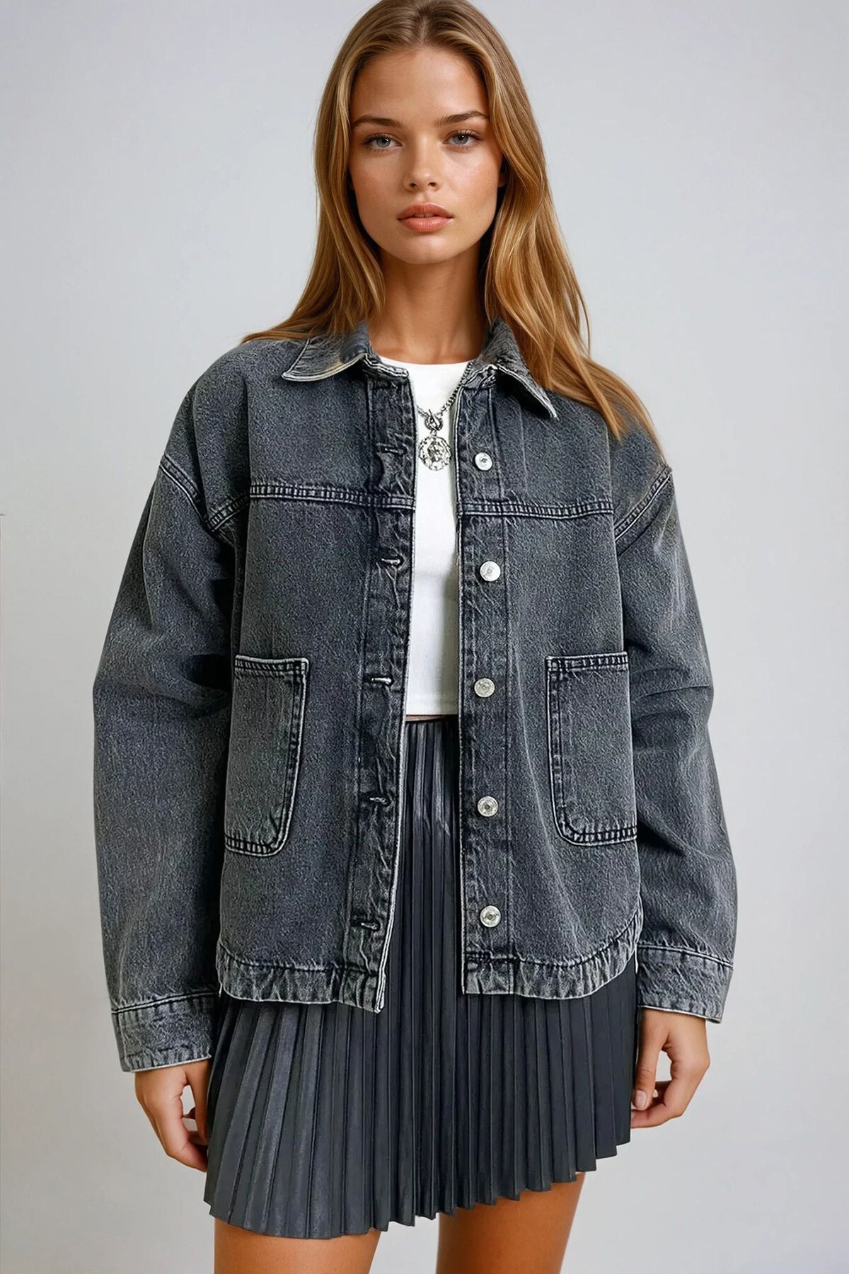 Antrasit Cep Detaylı Yıkamalı Jean Ceket