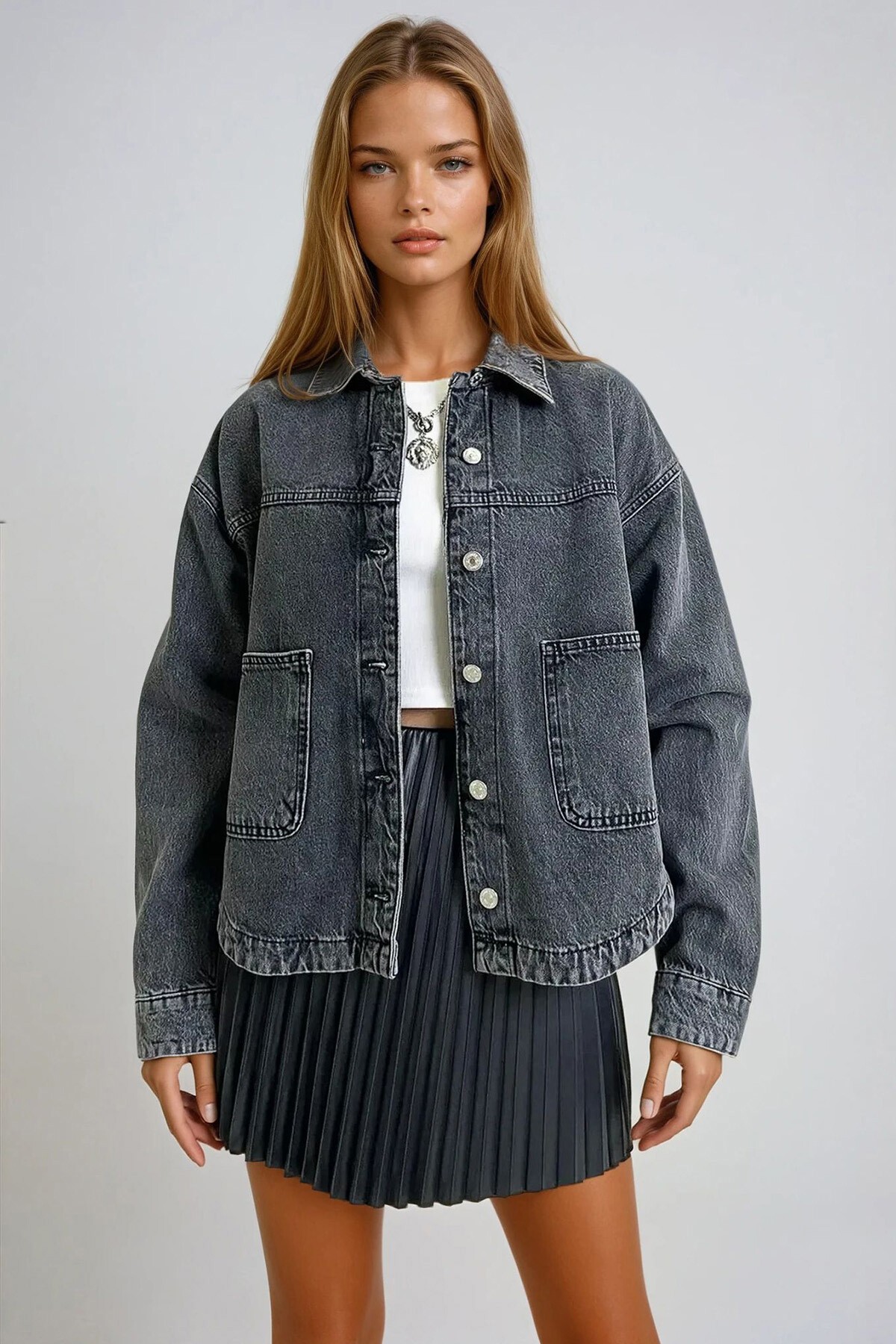 Antrasit Cep Detaylı Yıkamalı Jean Ceket