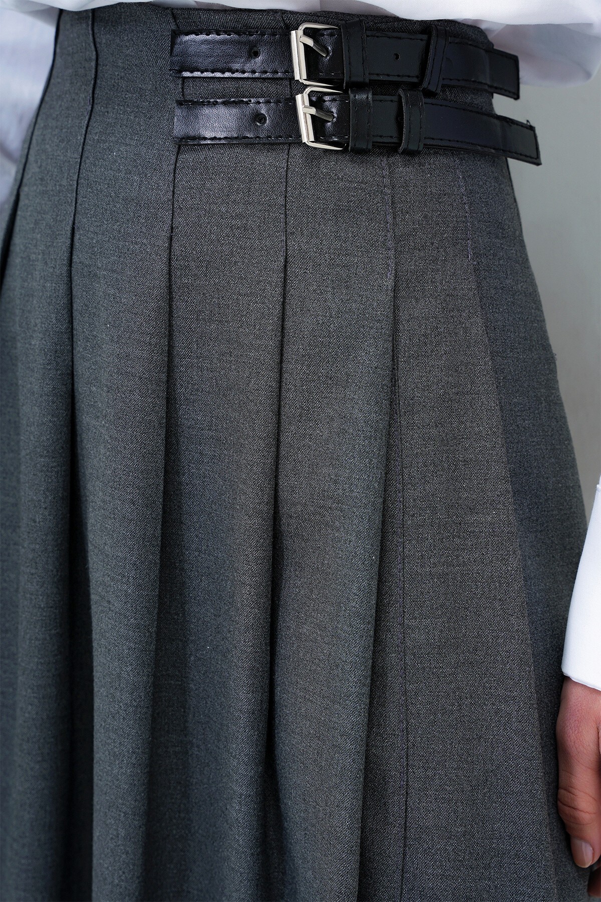 Antrasit Kemer Detaylı Maxi Etek