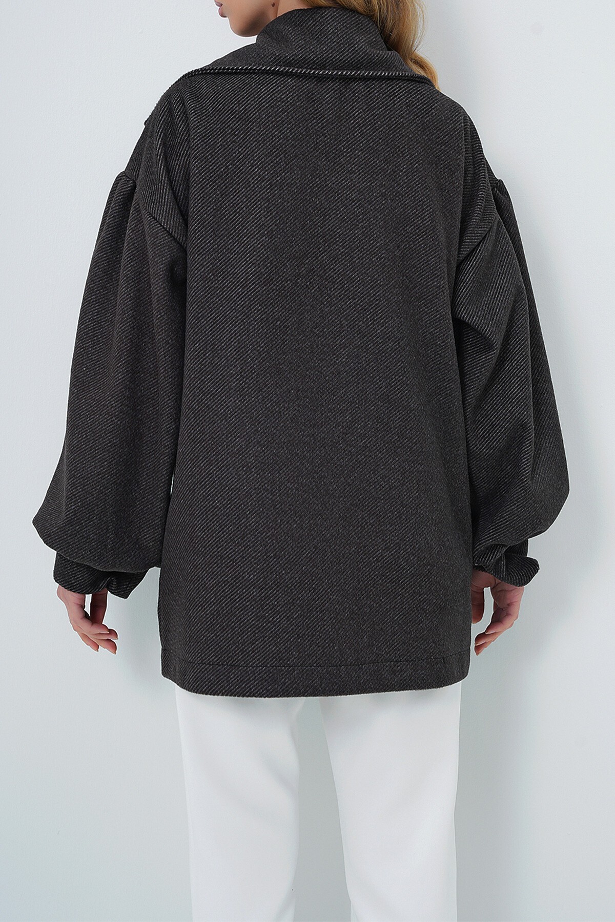 Antrasit Kruvaze Yaka Balon Kol Kaşe Kaban