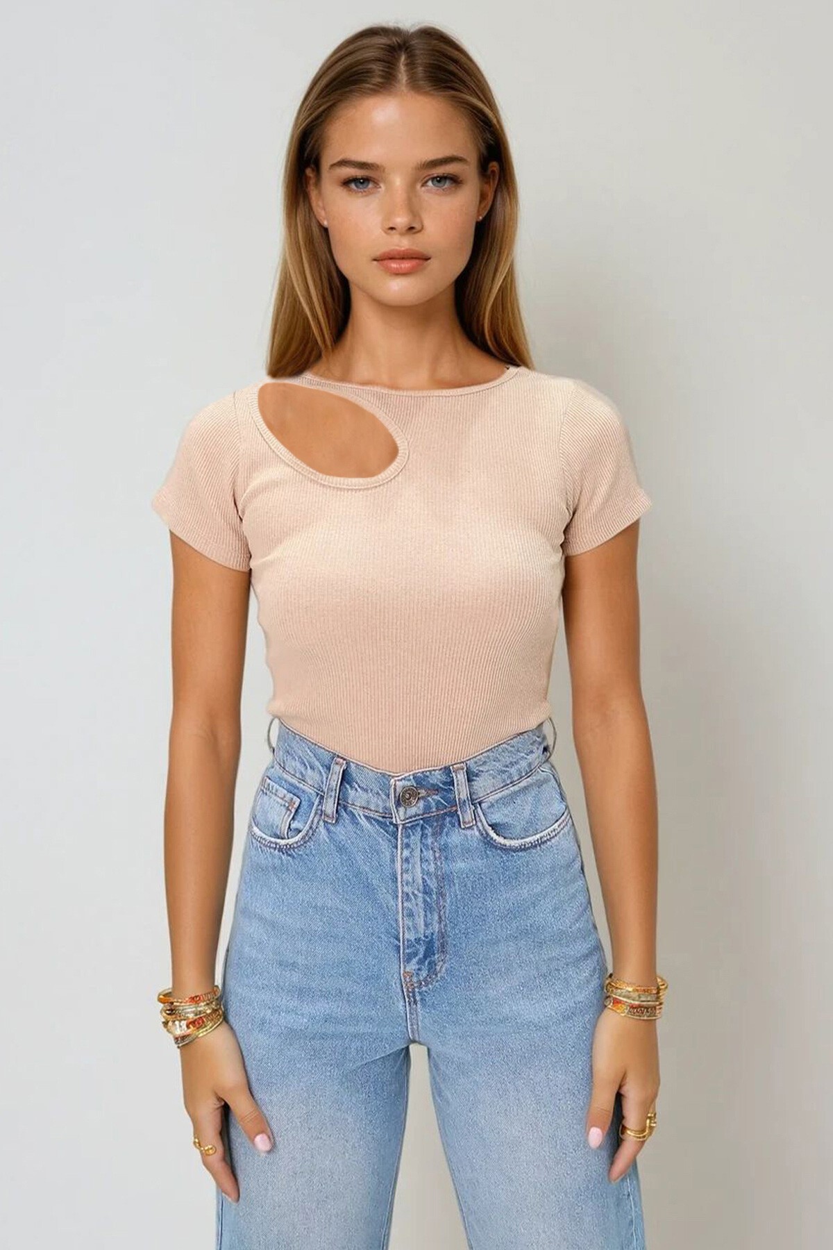 Bej Bisiklet Yaka Damla Dekolteli Yarım Kol Örme Bluz