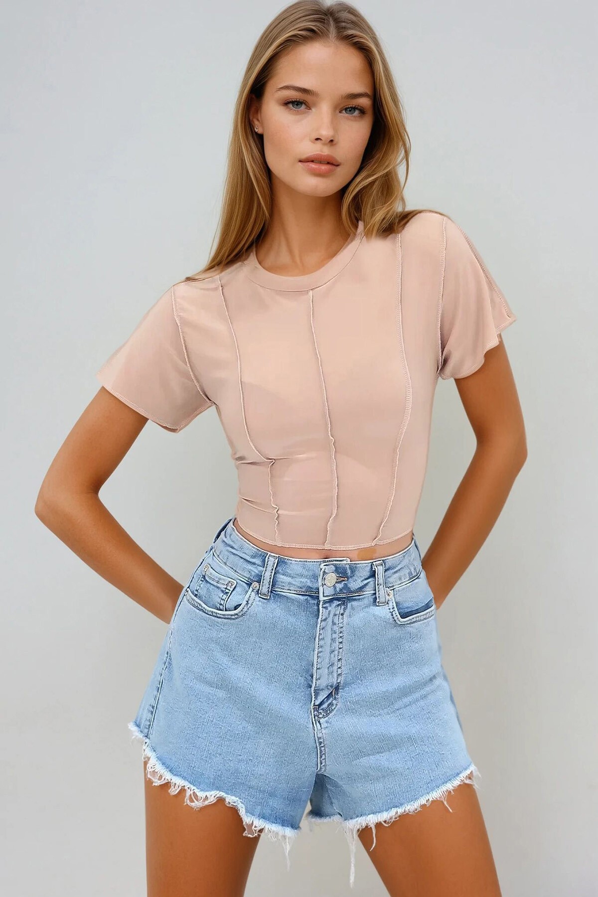 Bej Bisiklet Yaka Önü Dikişli Crop Sandy Bluz