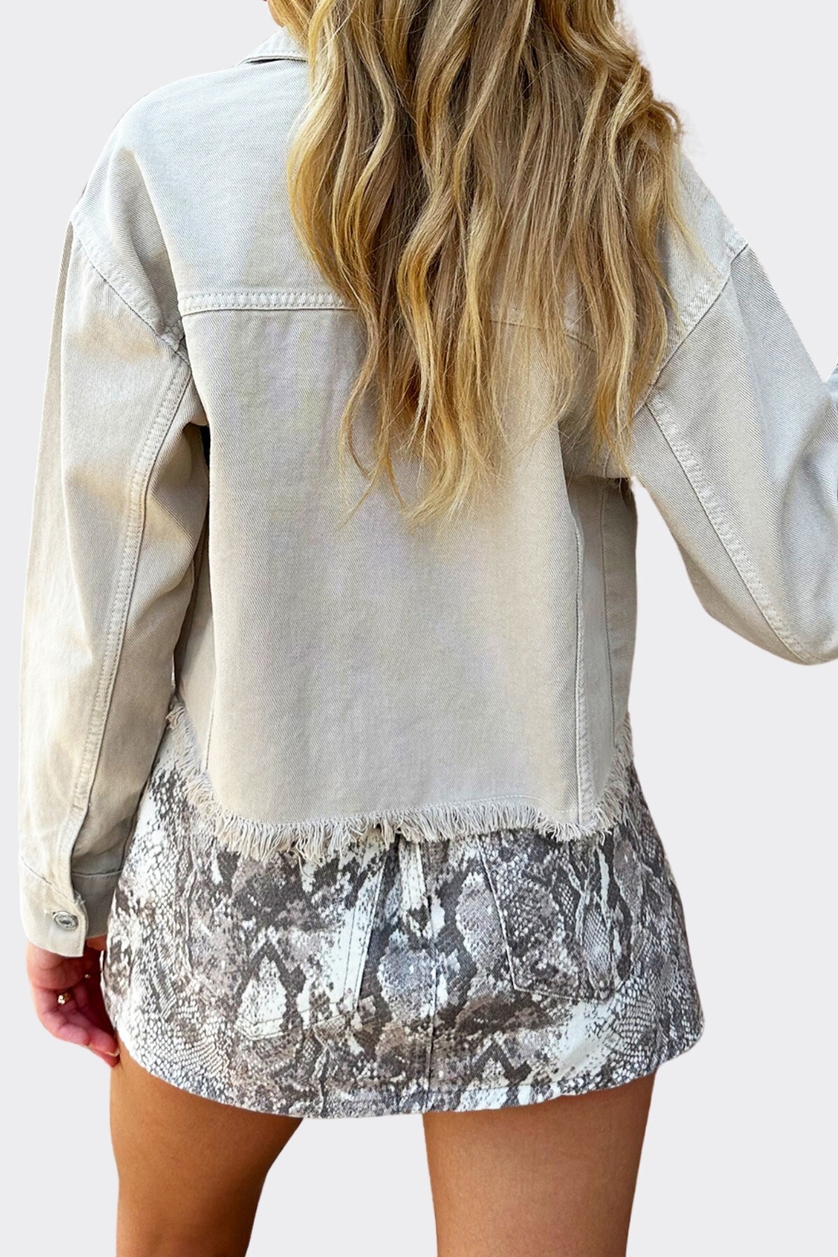 Bej Çift Cepli Püskül Detaylı Crop Jean Ceket