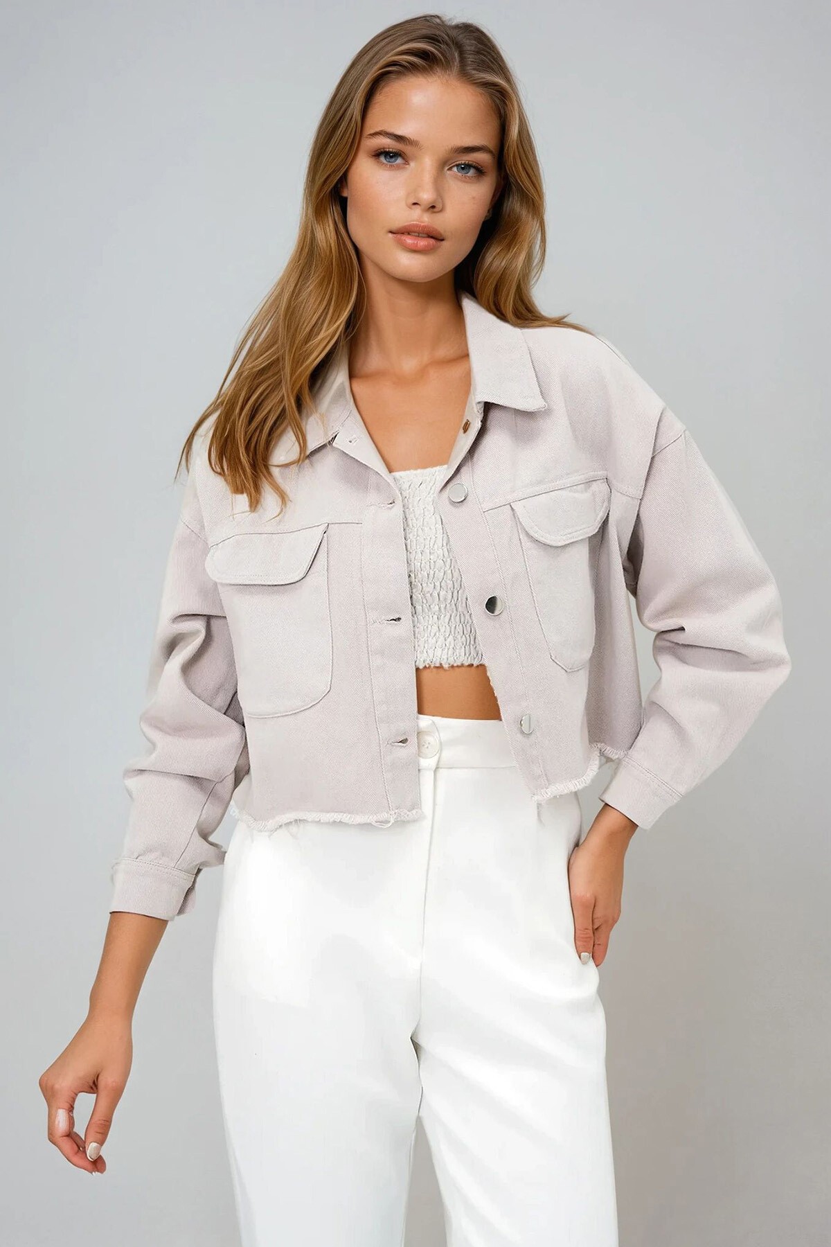 Bej Çift Cepli Püskül Detaylı Gabardin Crop Ceket