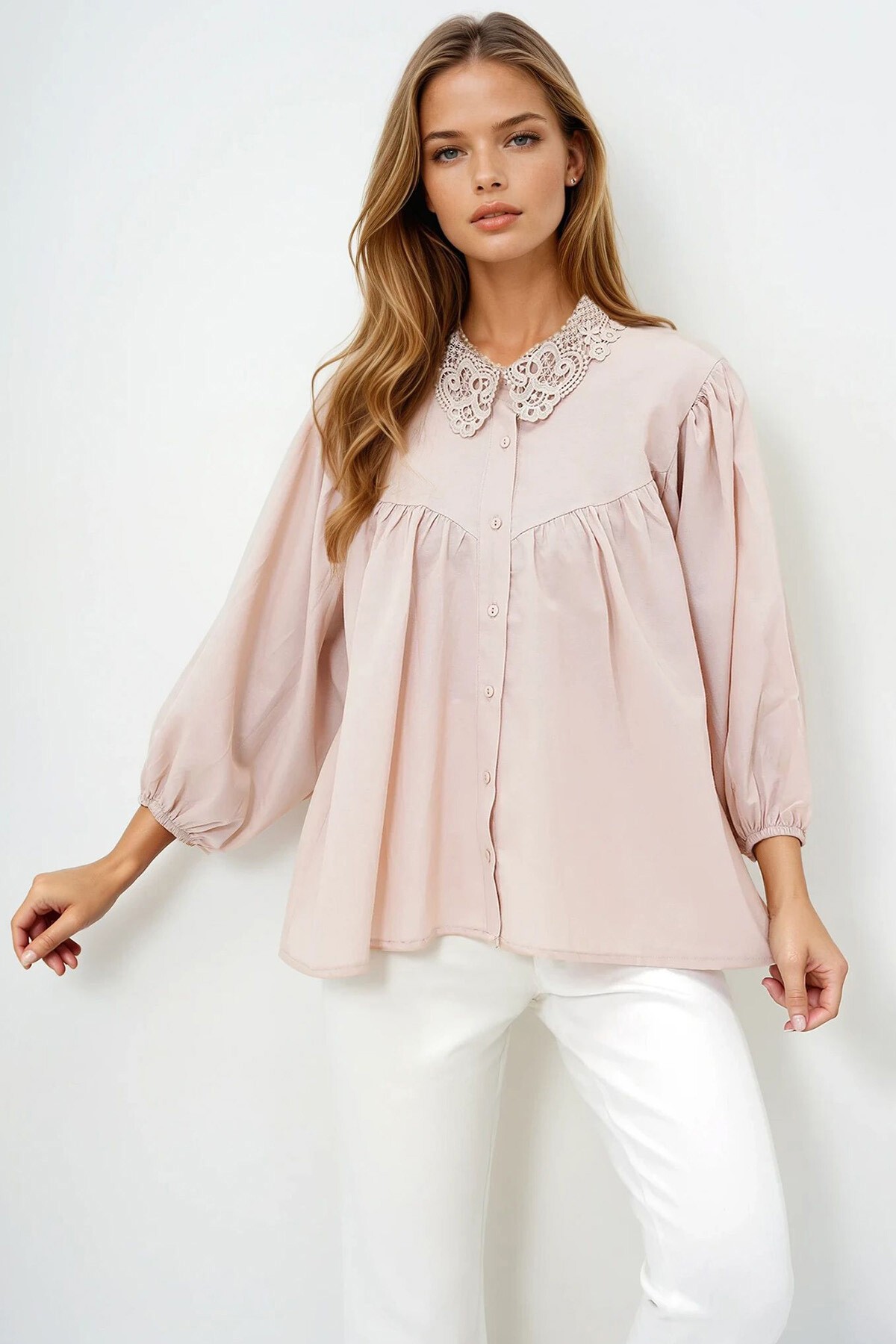 Bej Dantel Yaka Balon Kol Poplin Gömlek