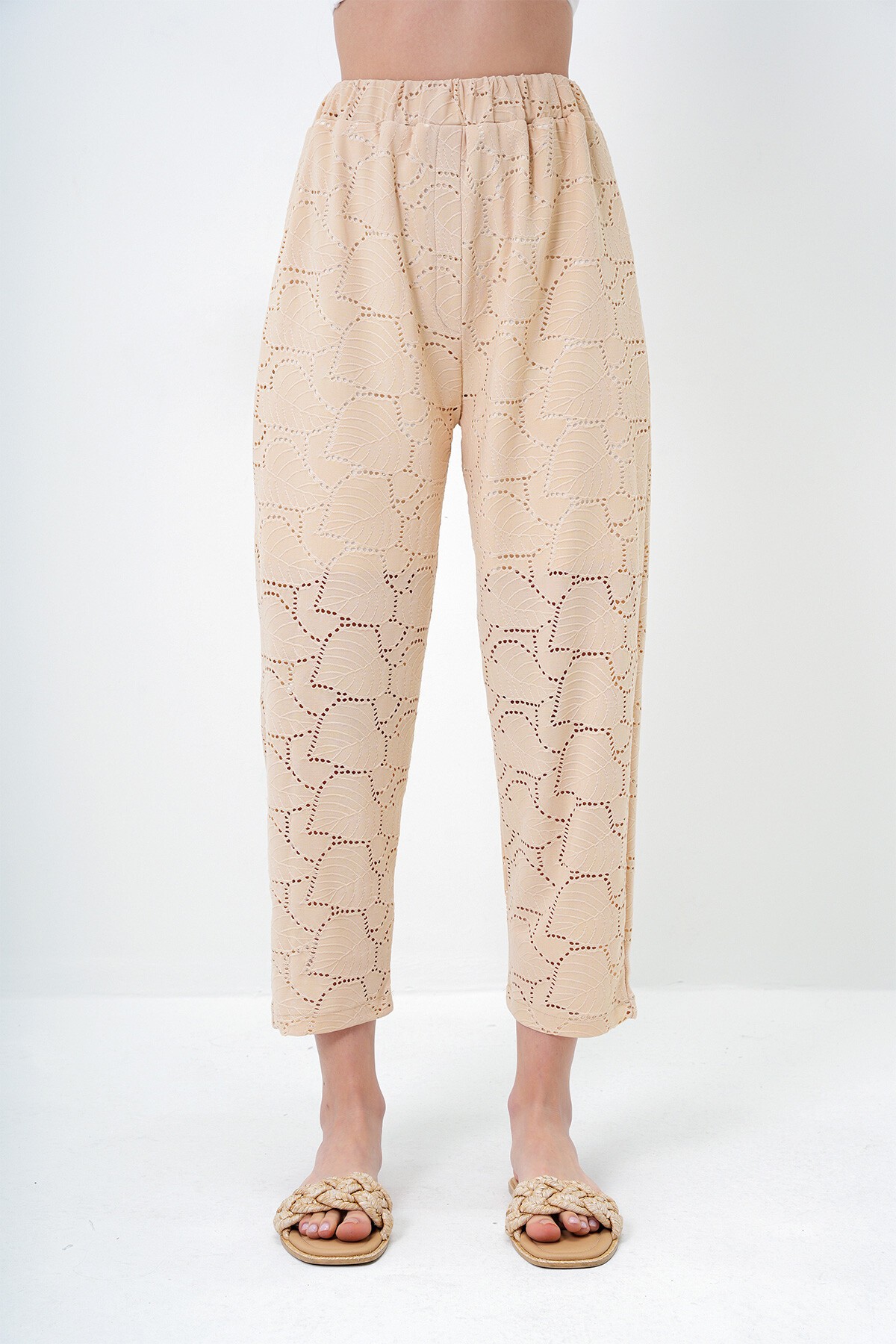 Bej Kendinden Dokulu Ajurlu Uzun Pantolonlu Kimono Takım