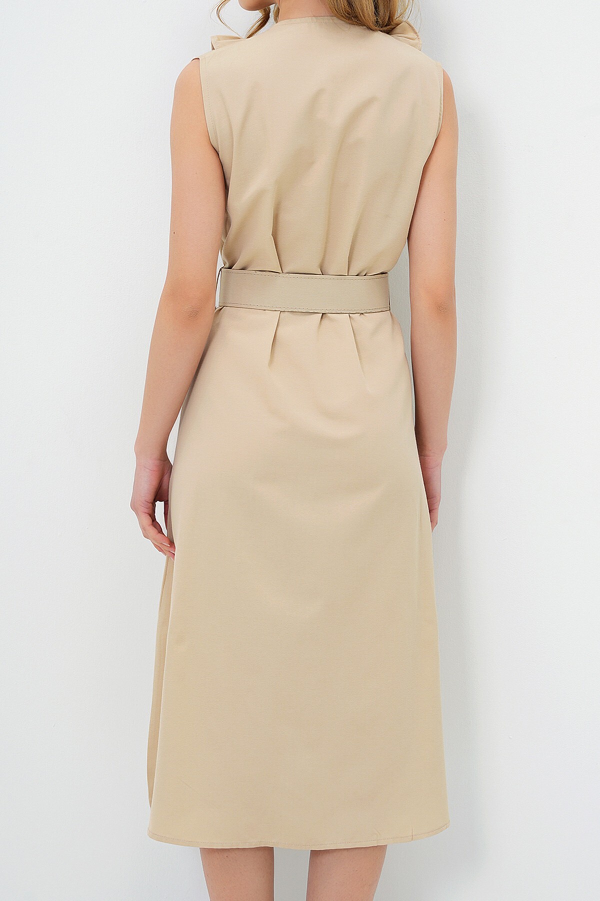 Bej Önü Fırfırlı Kemerli Poplin Dokuma Elbise