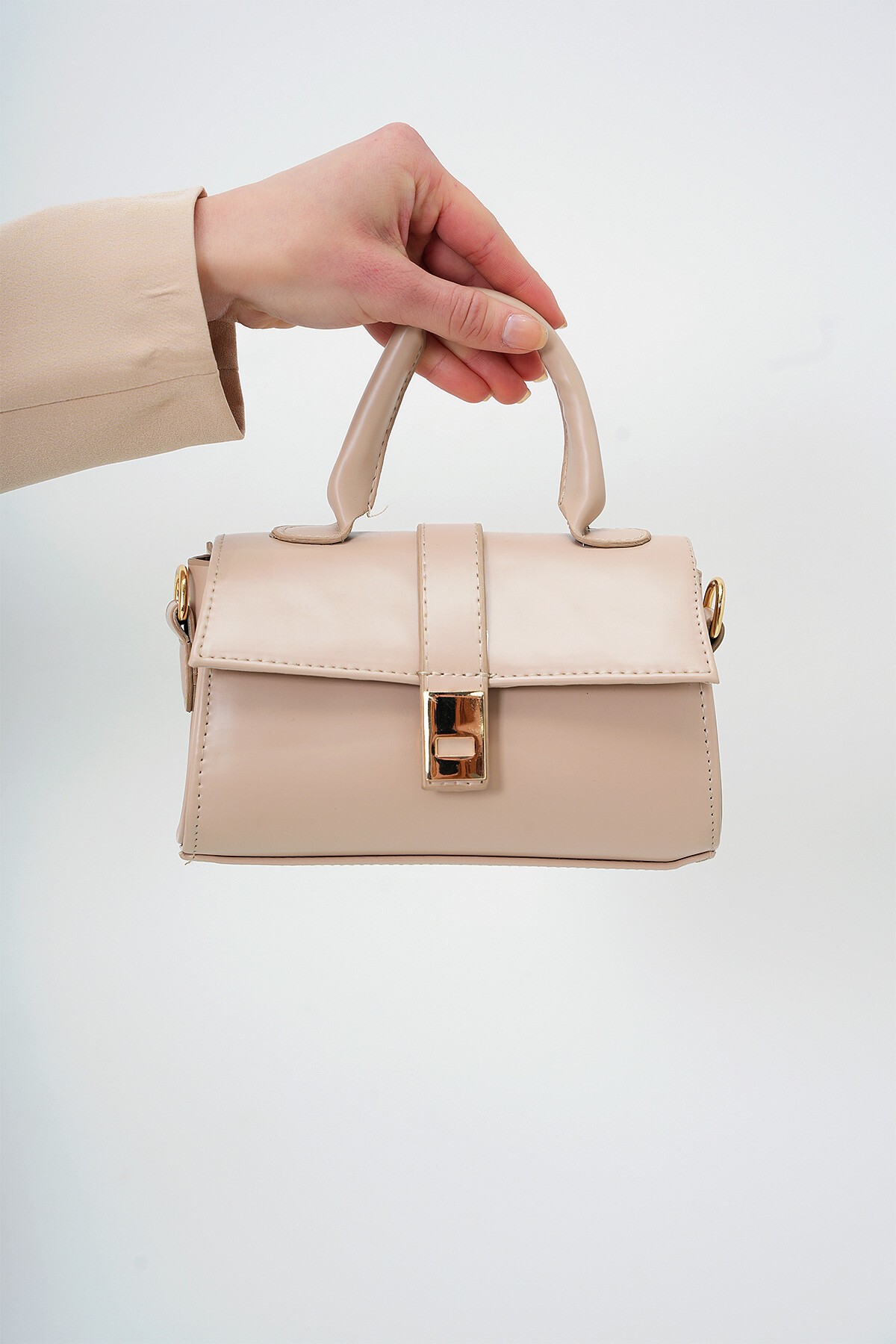 Bej Tek Bölmeli Metal Tokalı Çıkarılabilir Kordonlu Omuz Ve El Çantası