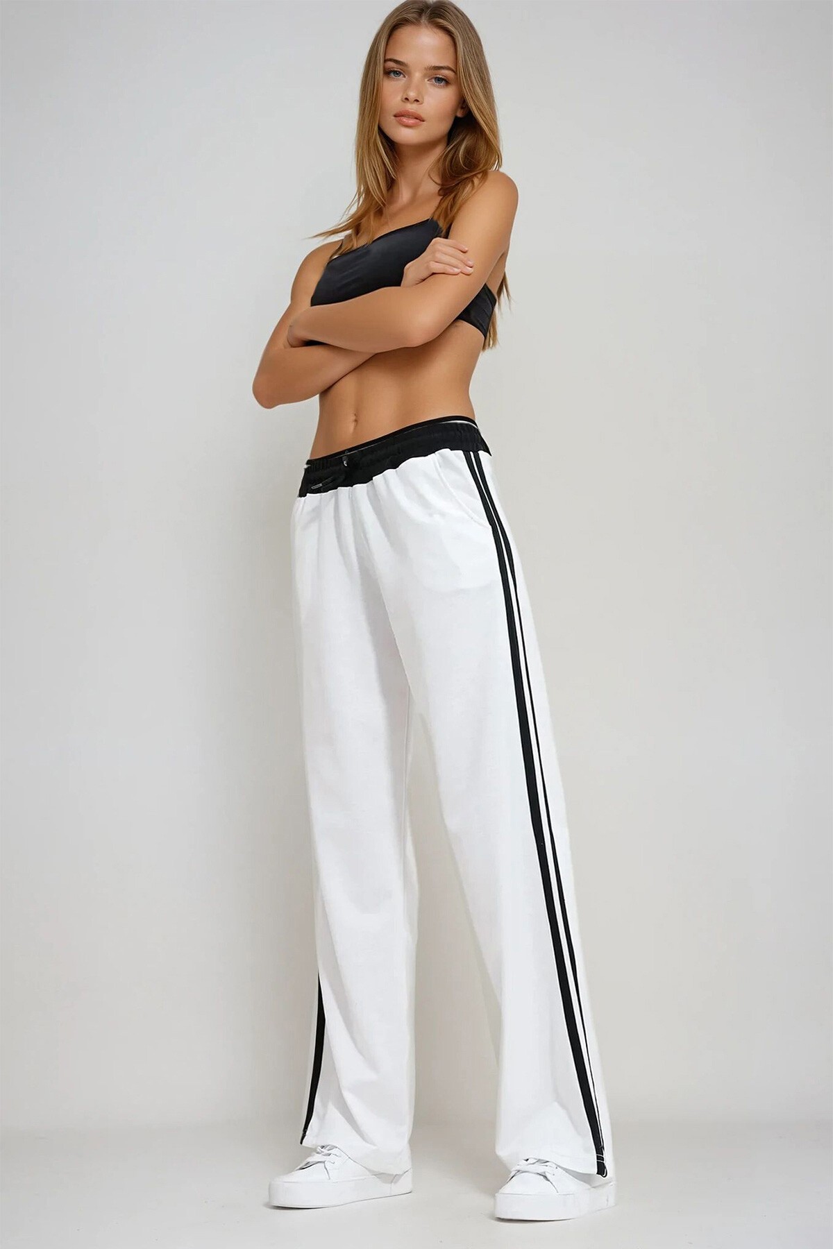 Beyaz Beli Lastikli Çift Şeritli Pazalazzo Eşofman Altı