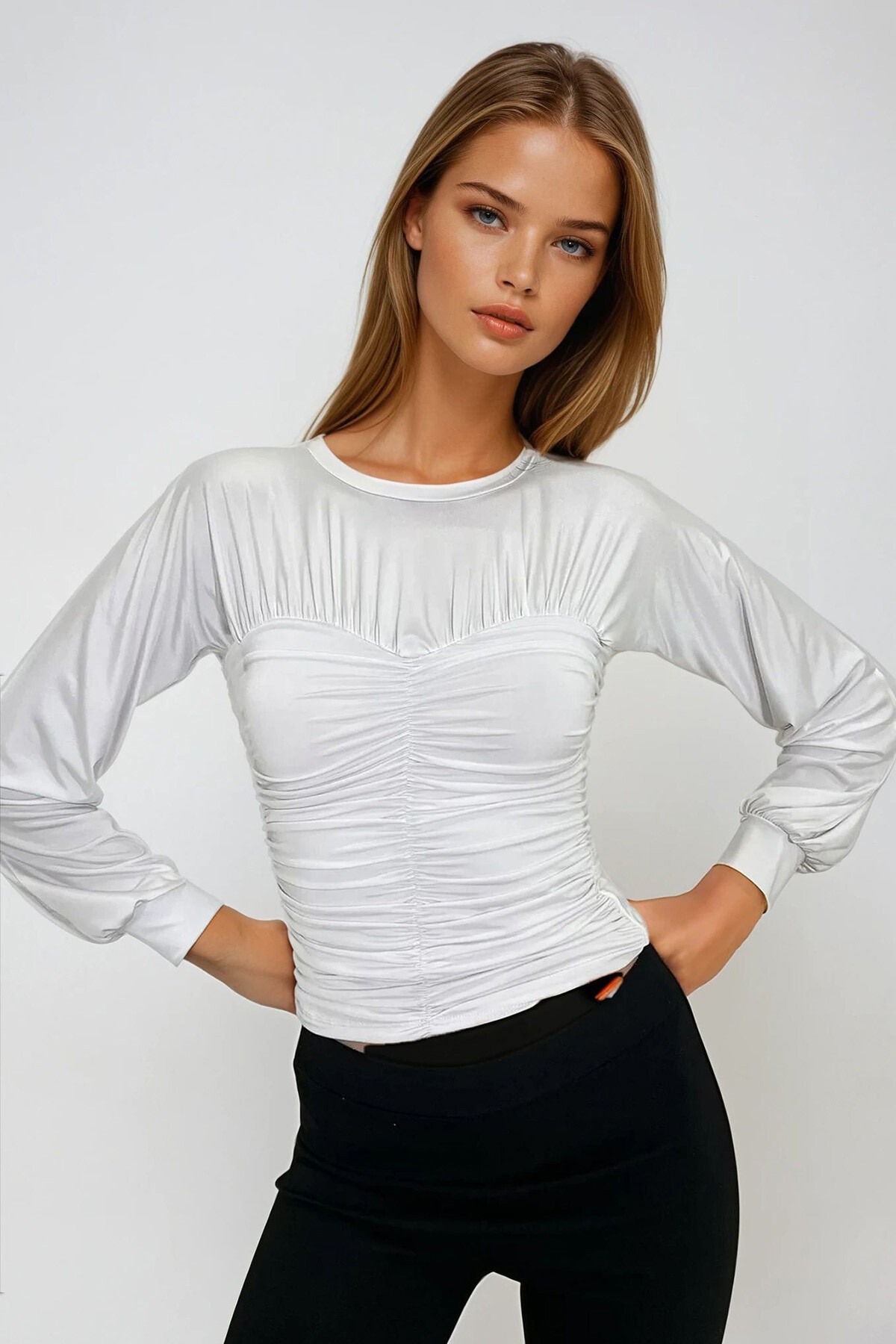 Beyaz Bisiklet Yaka Önü Drapeli Sandy Bluz