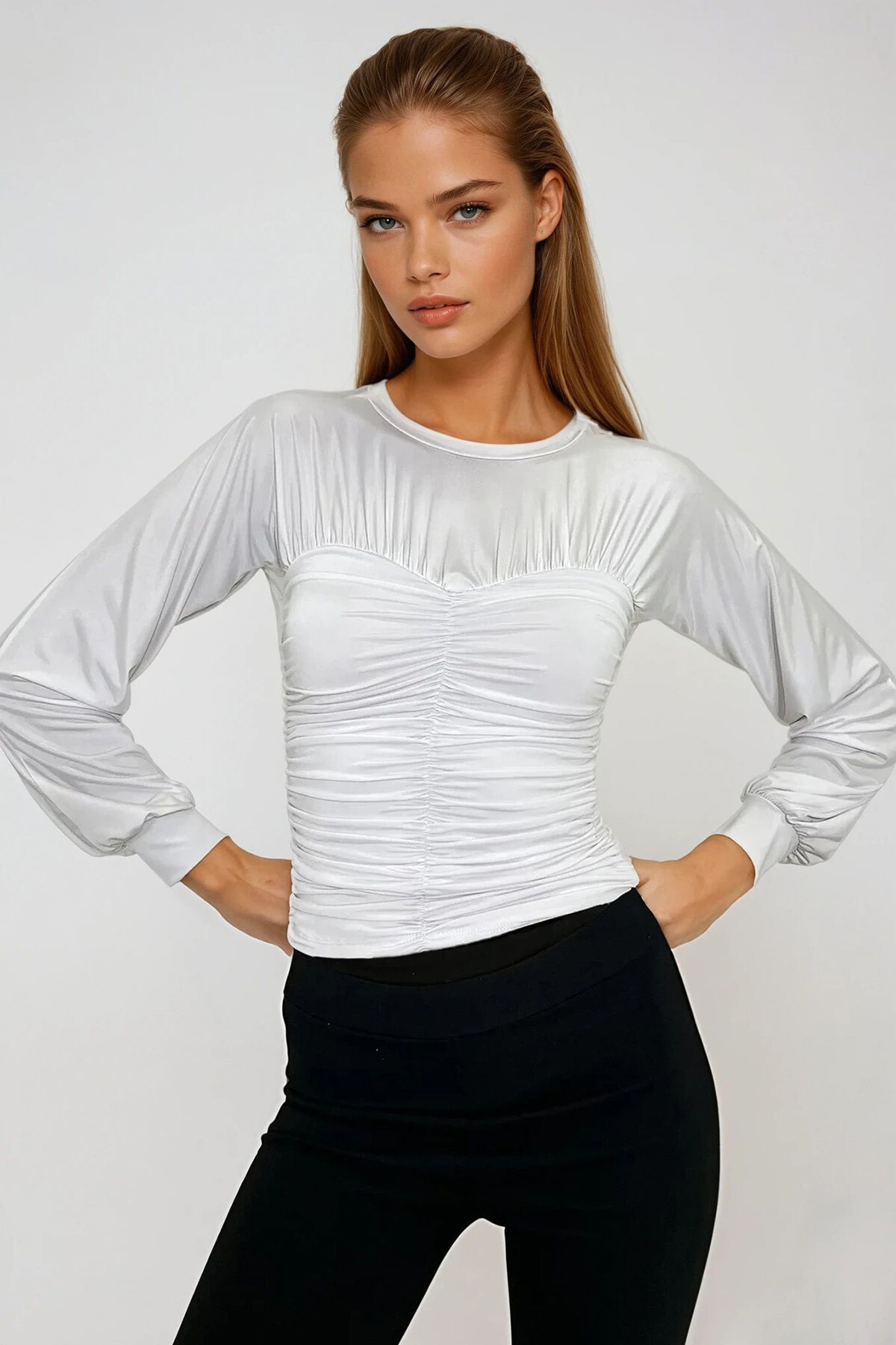 Beyaz Bisiklet Yaka Önü Drapeli Sandy Bluz