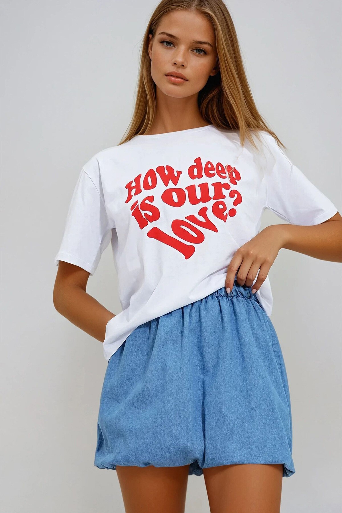 Beyaz Bisiklet Yaka Önü Yazı Baskılı Pamuk T Shirt